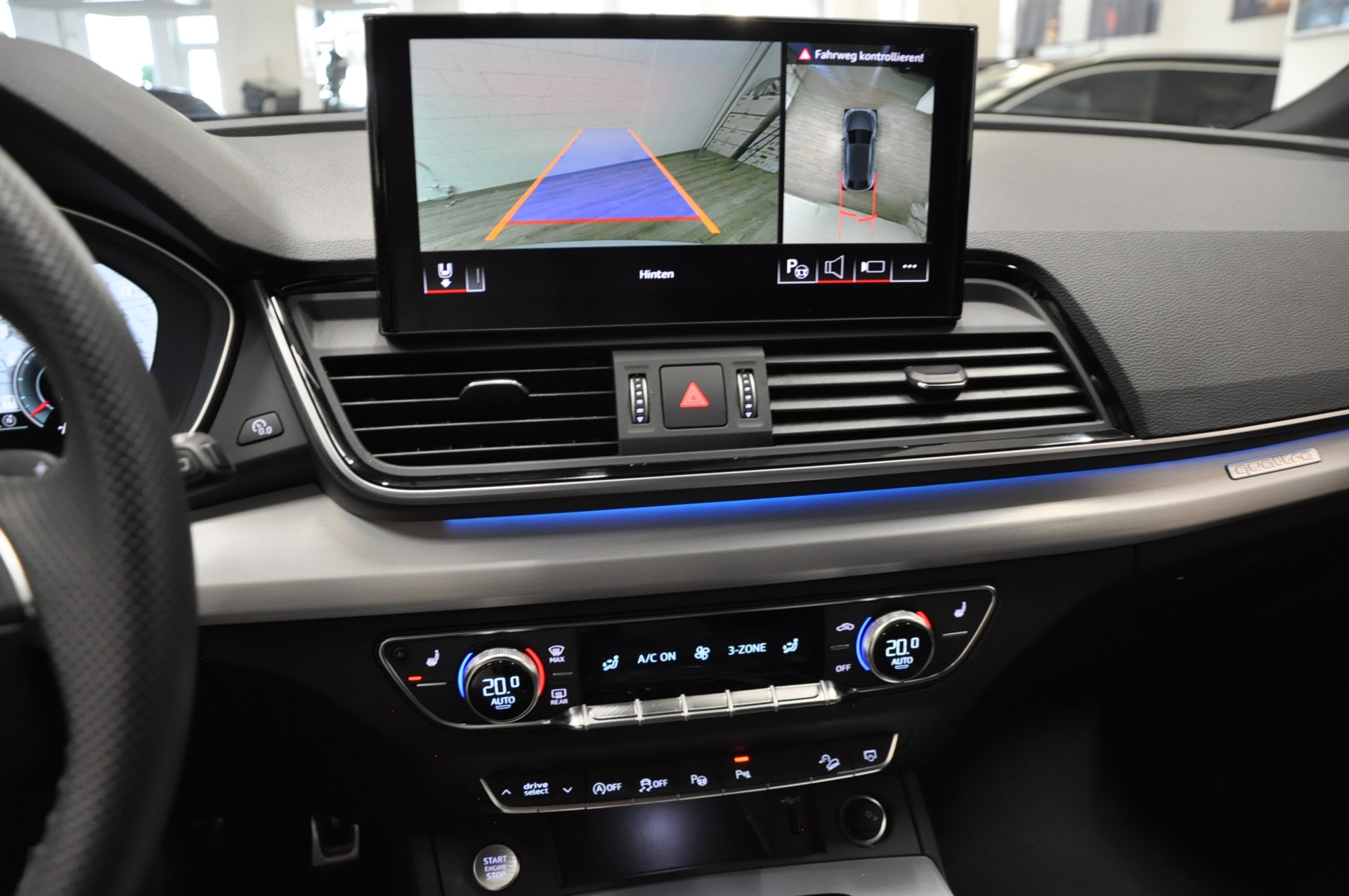 AUDI Q5 Sportback 40 TDI Blackedition quattro S-tronic-image-26