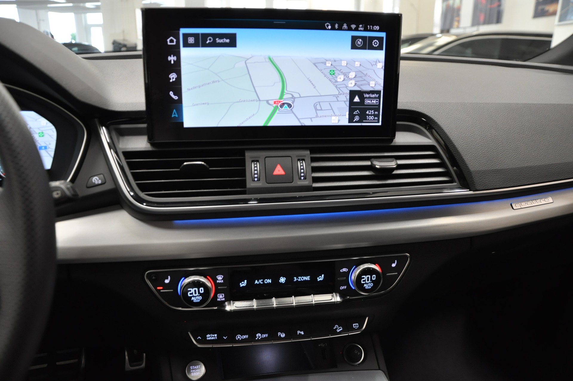 AUDI Q5 Sportback 40 TDI Blackedition quattro S-tronic-image-25