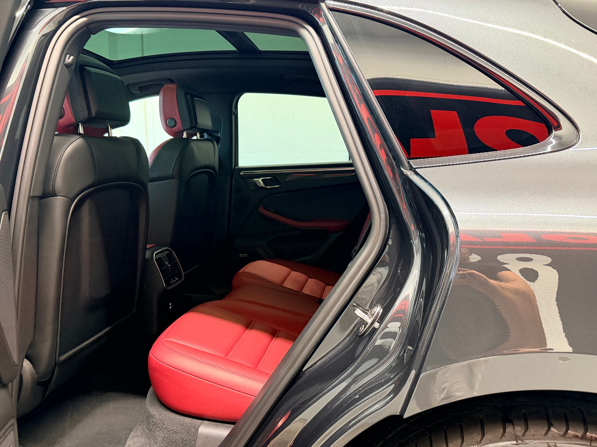PORSCHE Macan GTS PDK-image-14