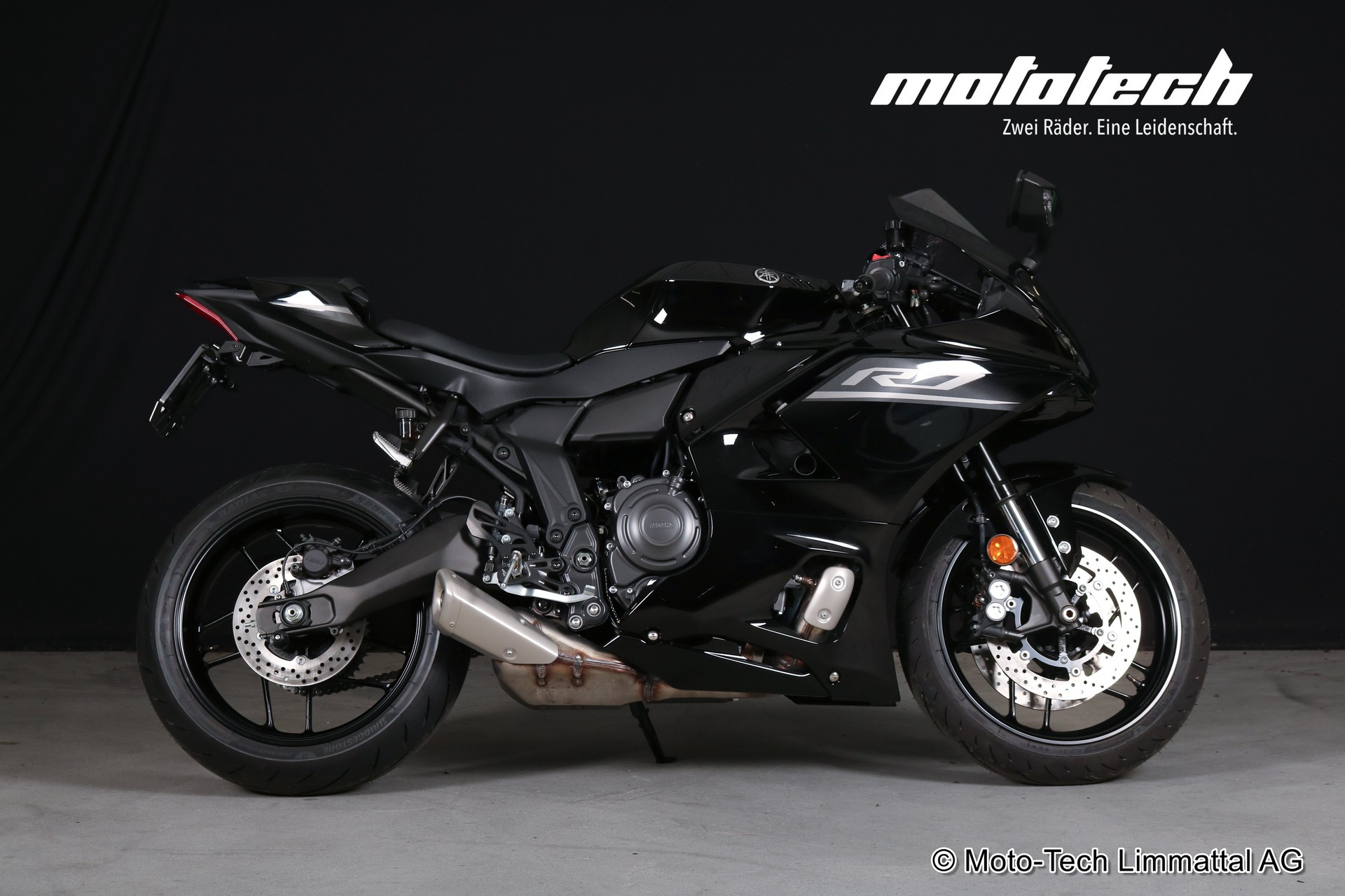 YAMAHA YZF-R7 STAGE 1 (35kW)-showroom-element-1
