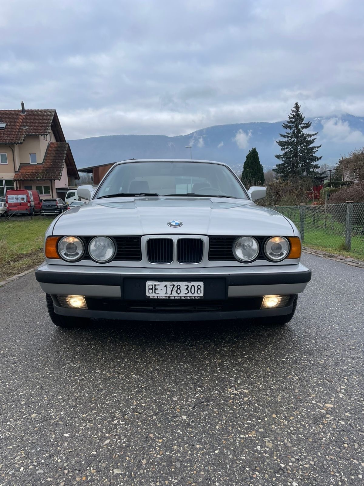 BMW 525i A-image-7