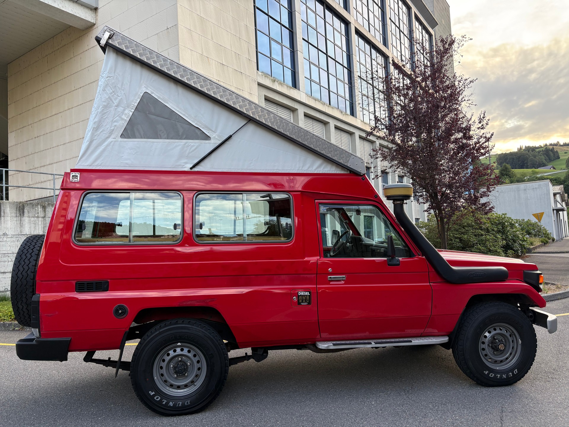 TOYOTA Land Cruiser 400 Hdt Long 4.2D-image-0