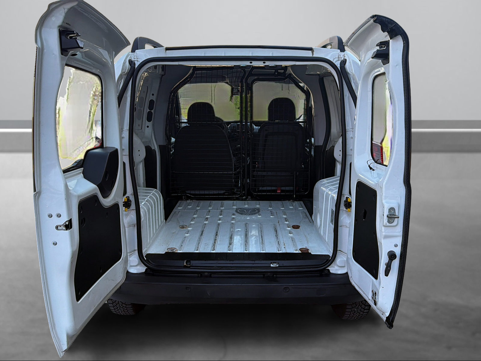 FIAT Fiorino 1.3 MJ Swiss-image-12