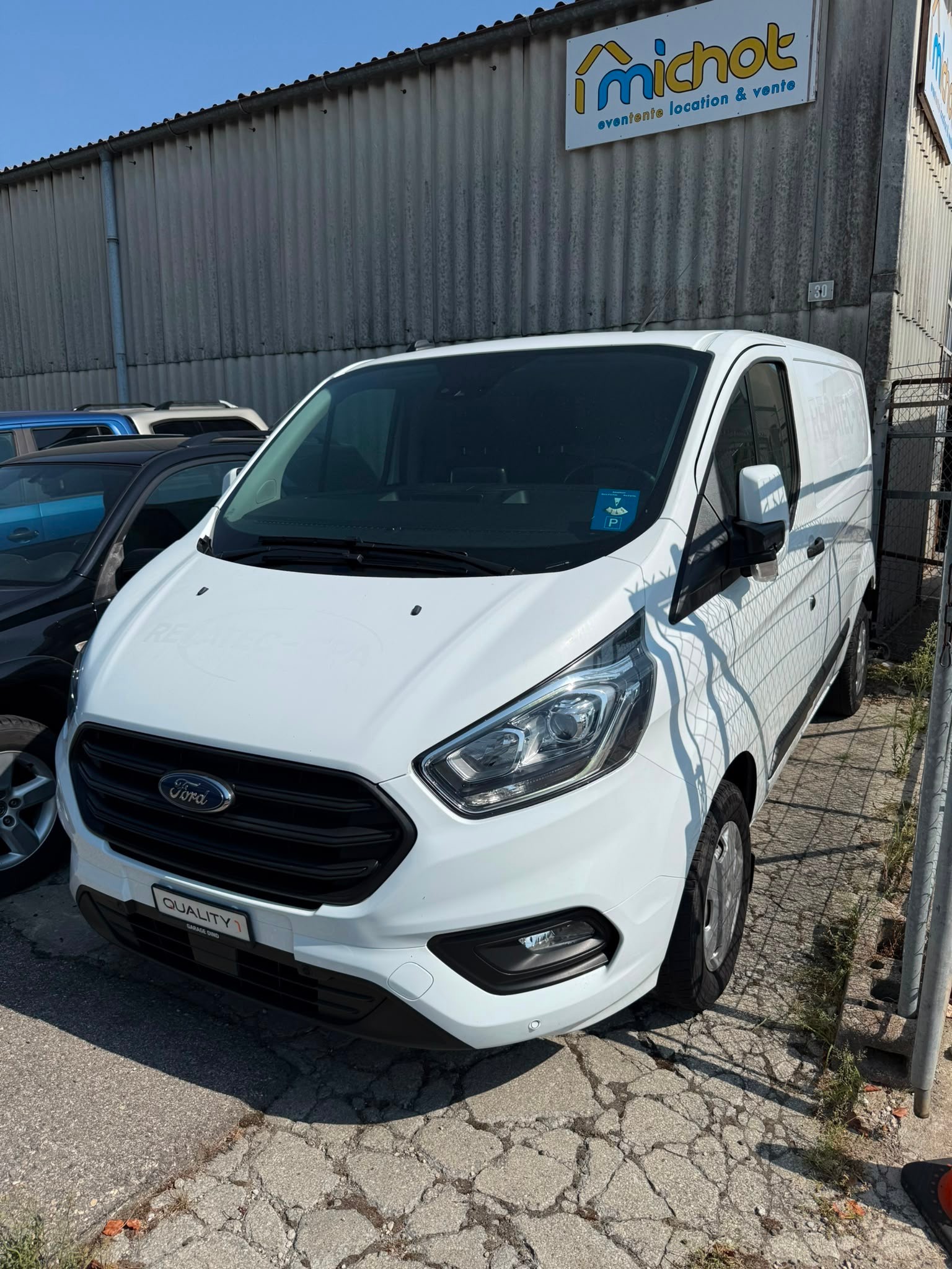 FORD Transit Custom Van 340 L1H1 Limited-image-2