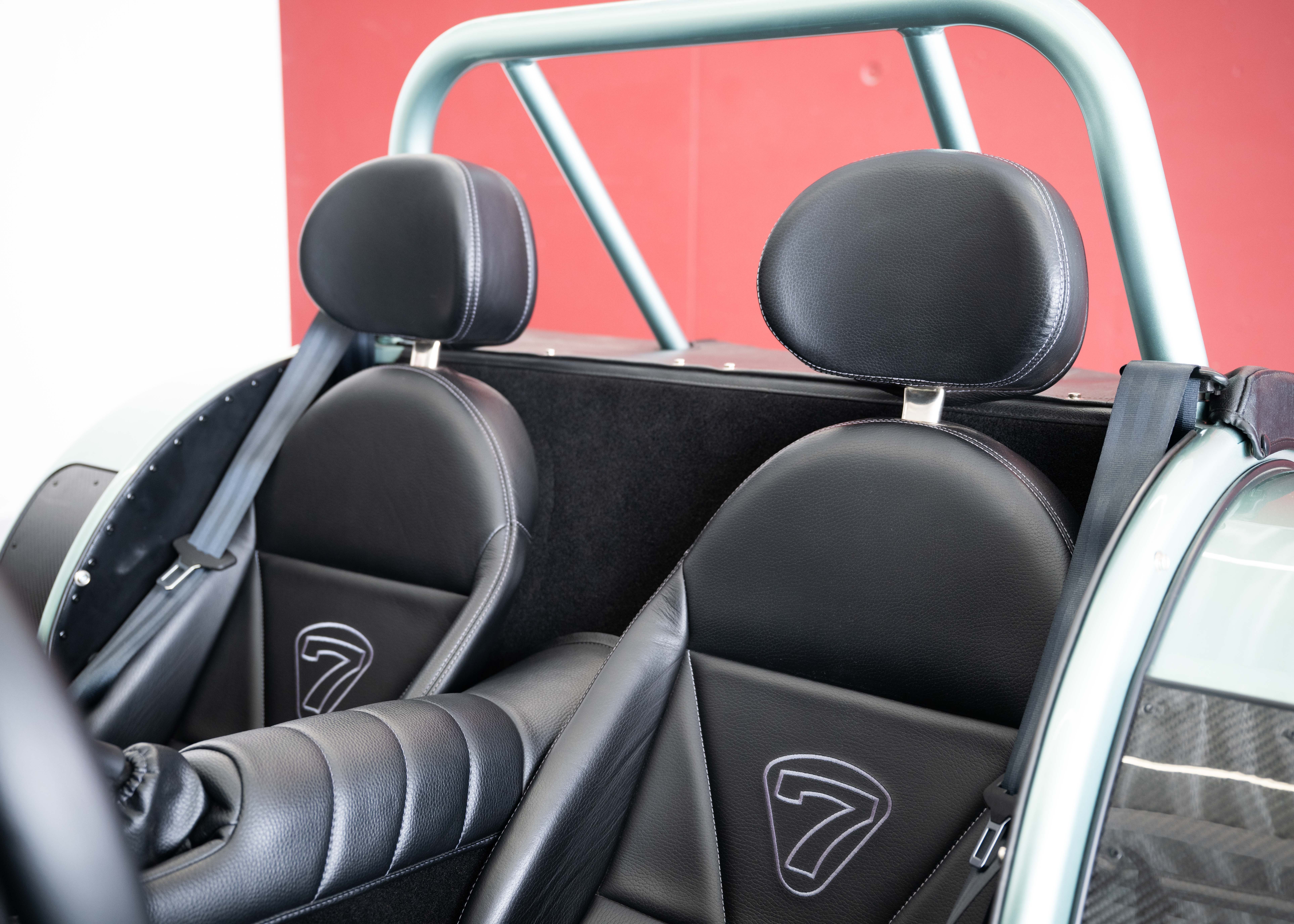 Image CATERHAM SEVEN Seven 170S (MY26, Swiss new car, Ice Forest Green paint, 24-month factory warranty, delivery March 27)
