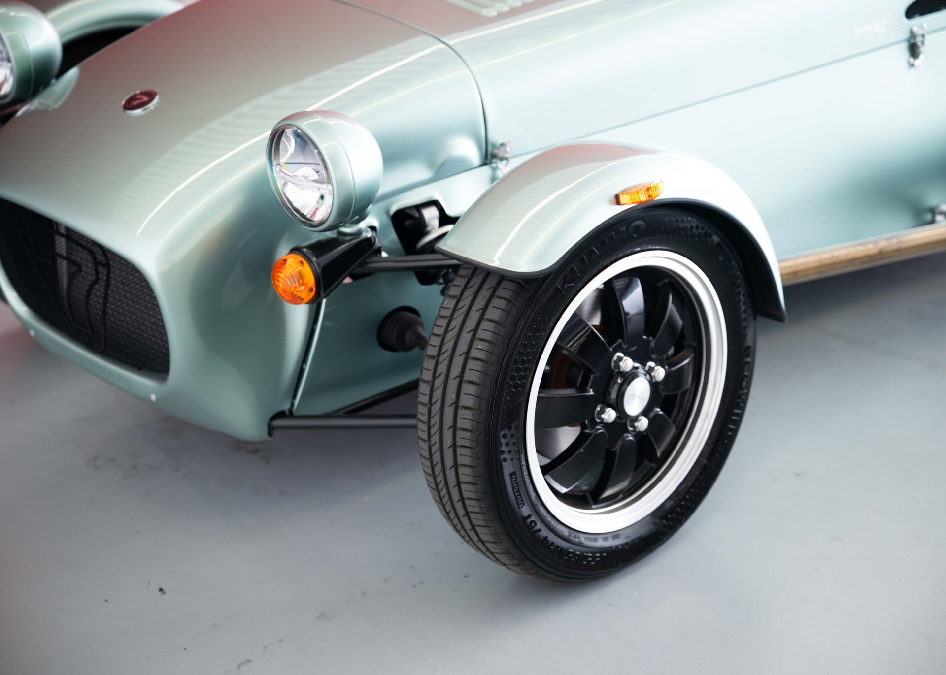 CATERHAM Seven 170S (MY26, Swiss new car, Ice Forest Green paint, 24-month factory warranty, delivery March 27)-image-13