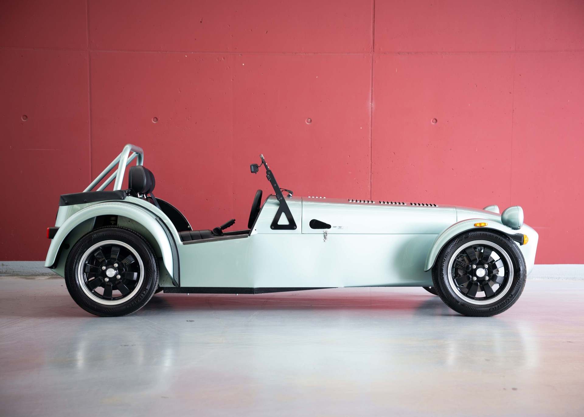 CATERHAM Seven 170S (MY26, Swiss new car, Ice Forest Green paint, 24-month factory warranty, delivery March 27)-image-6