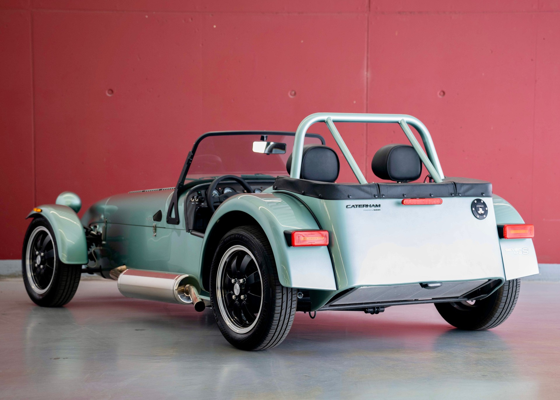 CATERHAM Seven 170S (MY26, Swiss new car, Ice Forest Green paint, 24-month factory warranty, delivery March 27)-showroom-element-1