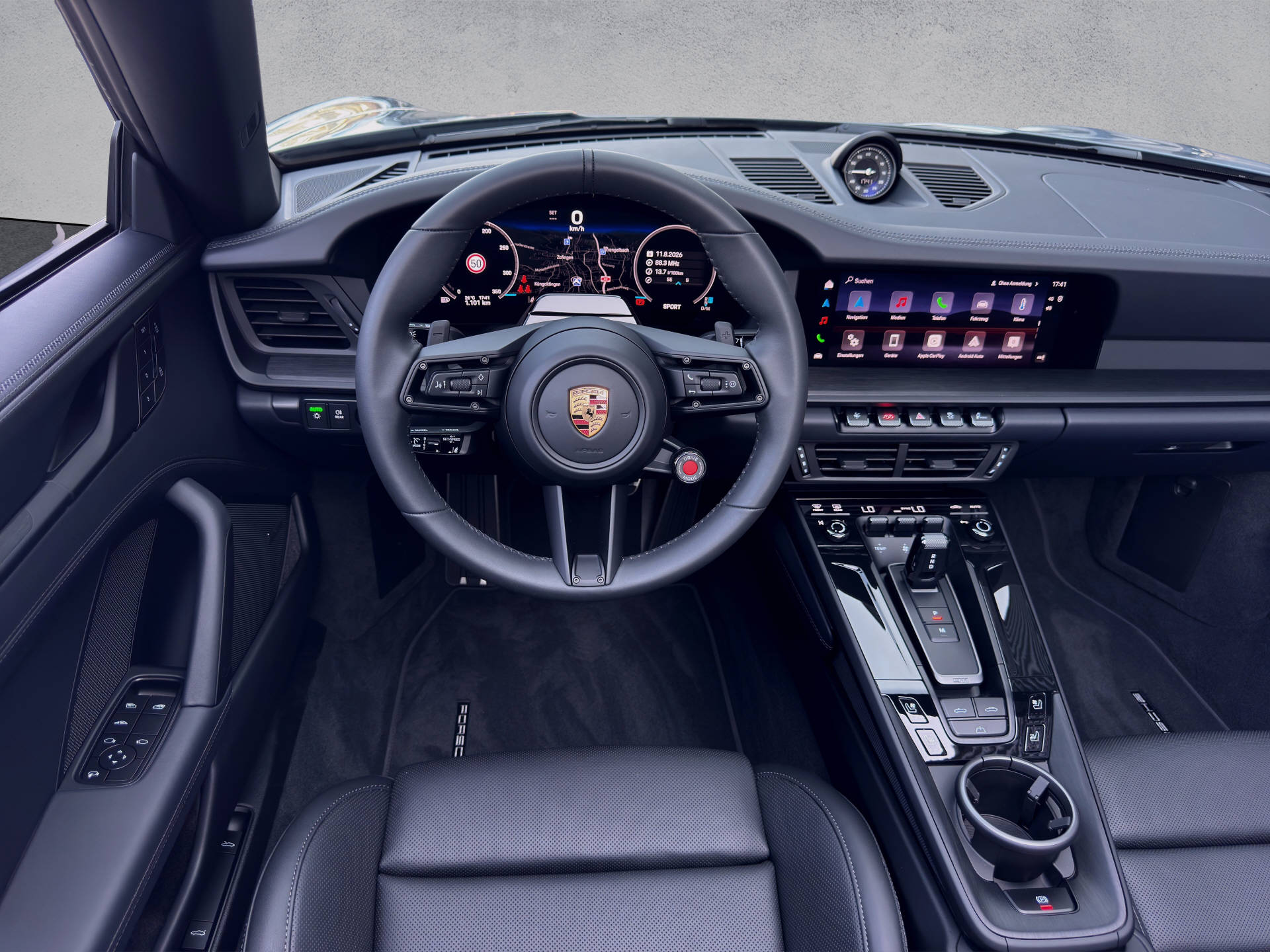 PORSCHE 911 Carrera 4 GTS Cabriolet PDK-image-5