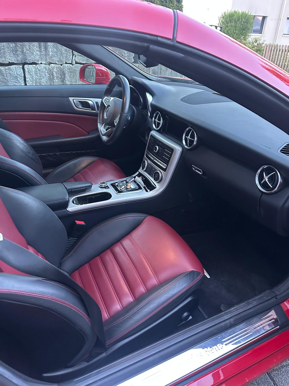 MERCEDES-BENZ SLC 200 9G-Tronic-image-8