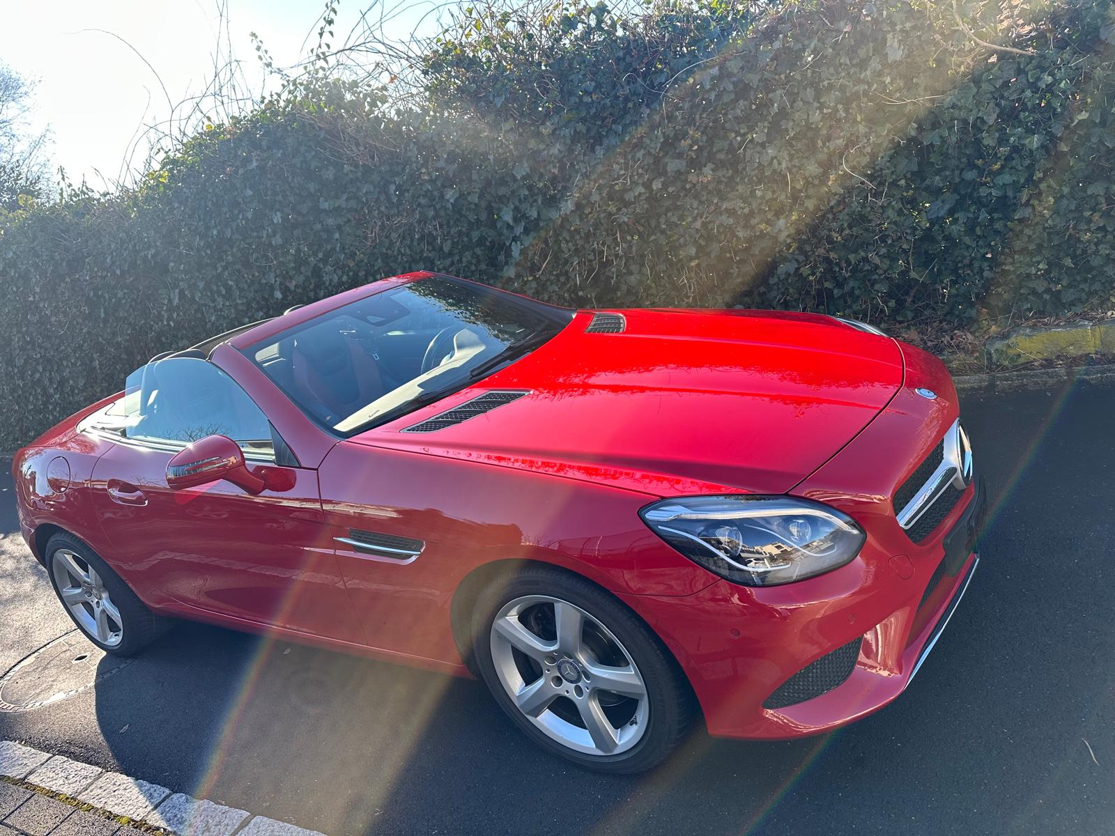 MERCEDES-BENZ SLC 200 9G-Tronic-image-1