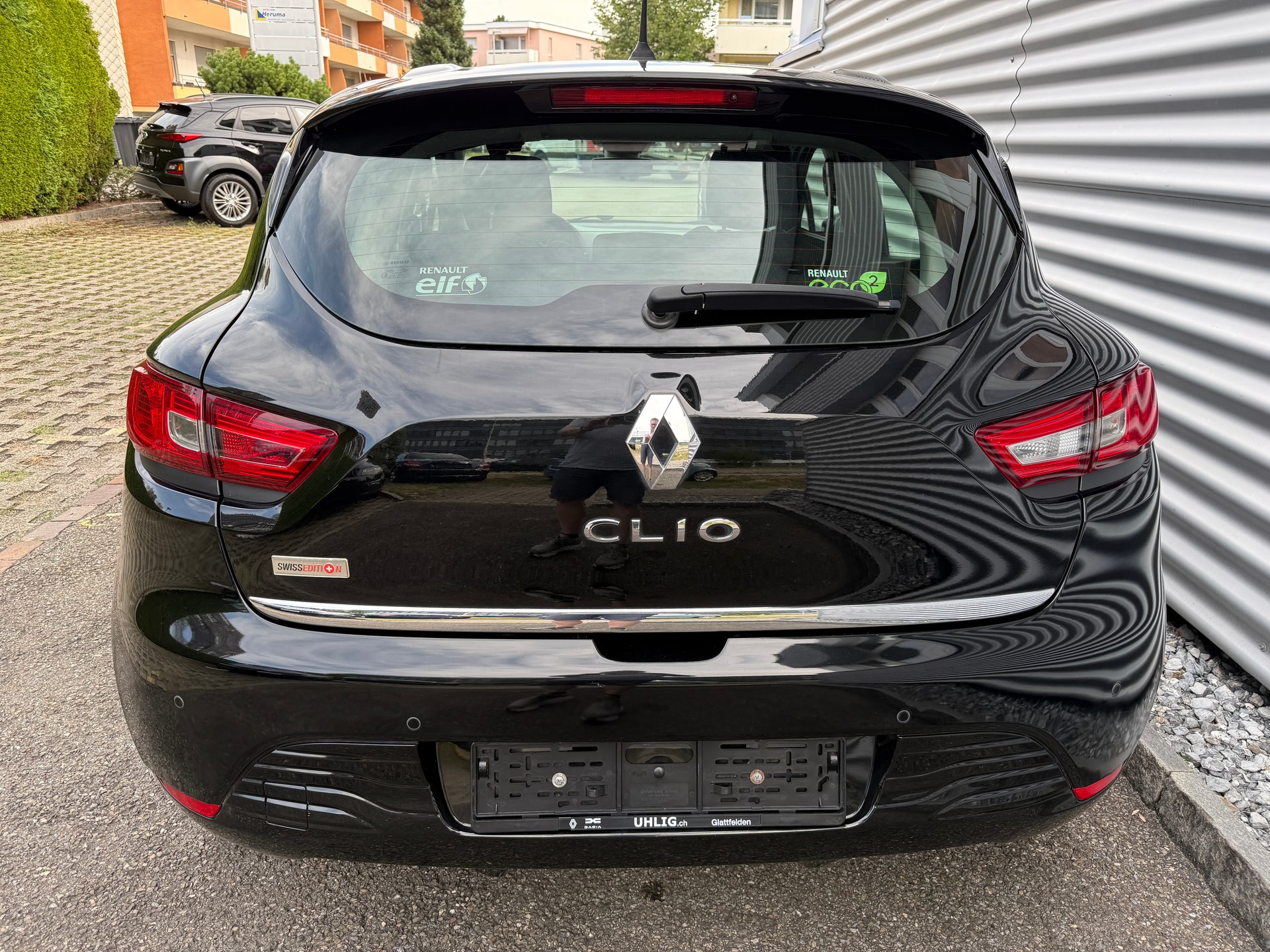 RENAULT Clio 1.2 16V T Swiss Edition EDC-image-10