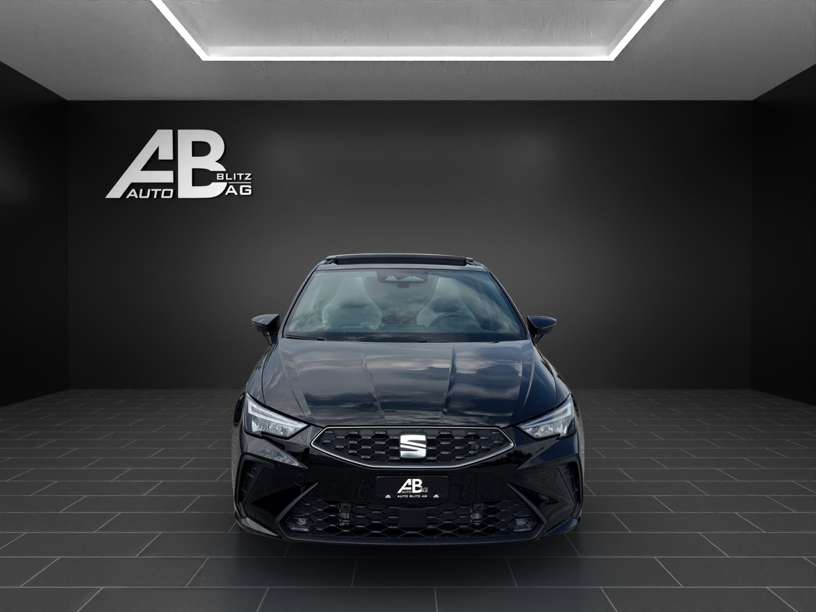SEAT Ibiza 1.5 EcoTSI FR DSG mit 150 PS * Panoramadach *-image-0