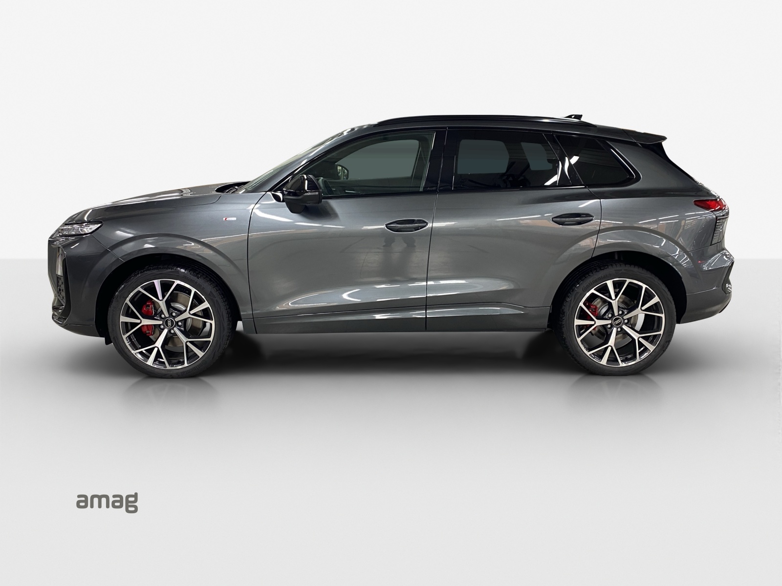 AUDI Q3 SUV TFSI quattro 195 kW S tronic-image-1