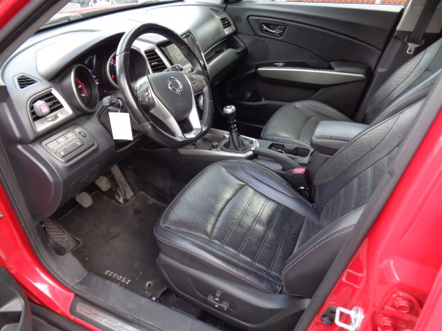 KGM-SsangYong Tivoli 1.6 eXDi Sapphire 4WD-image-6