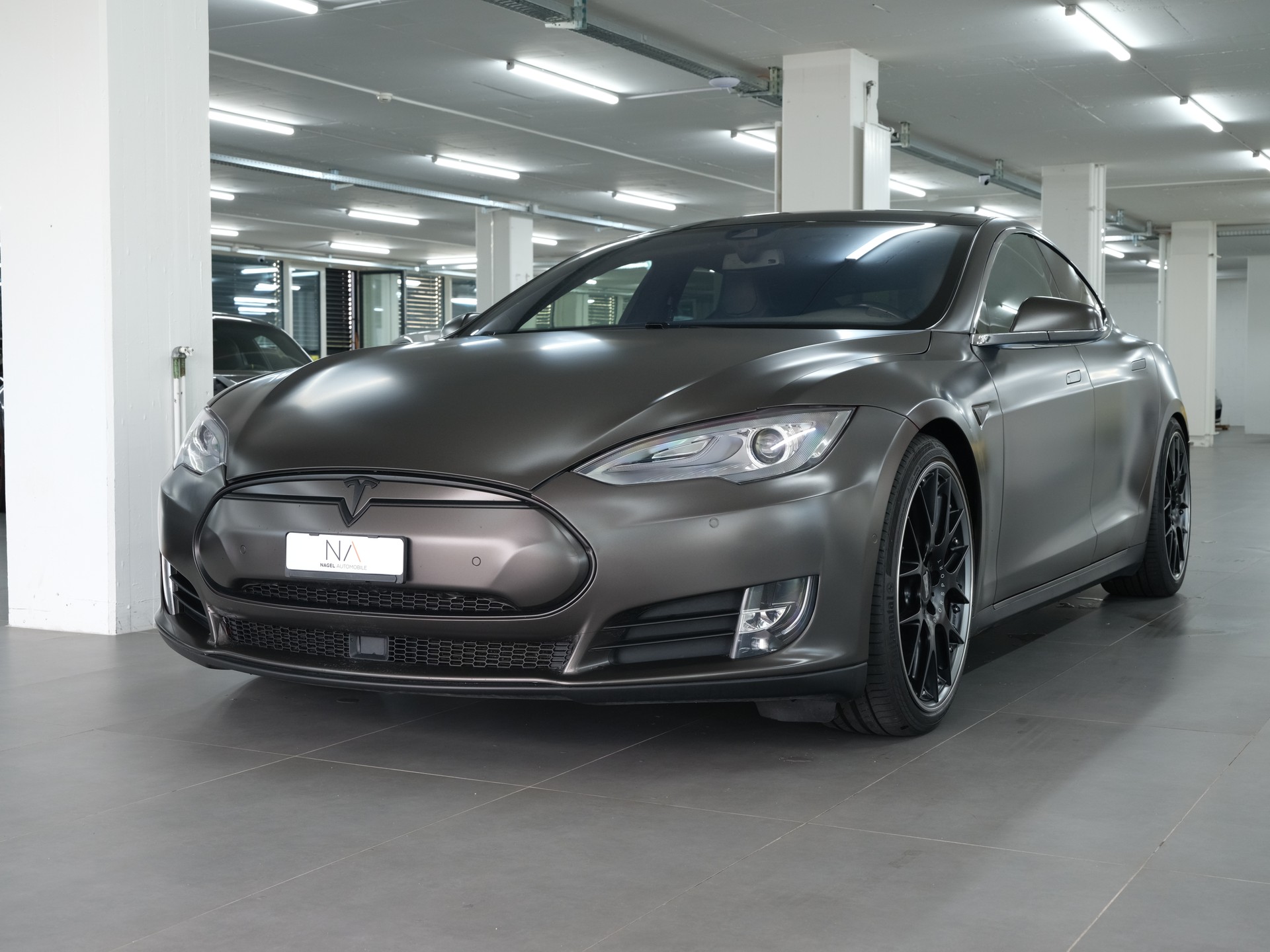 TESLA Model S 85 D Performance *BBS Felgen* *Head Up Display*-image-7