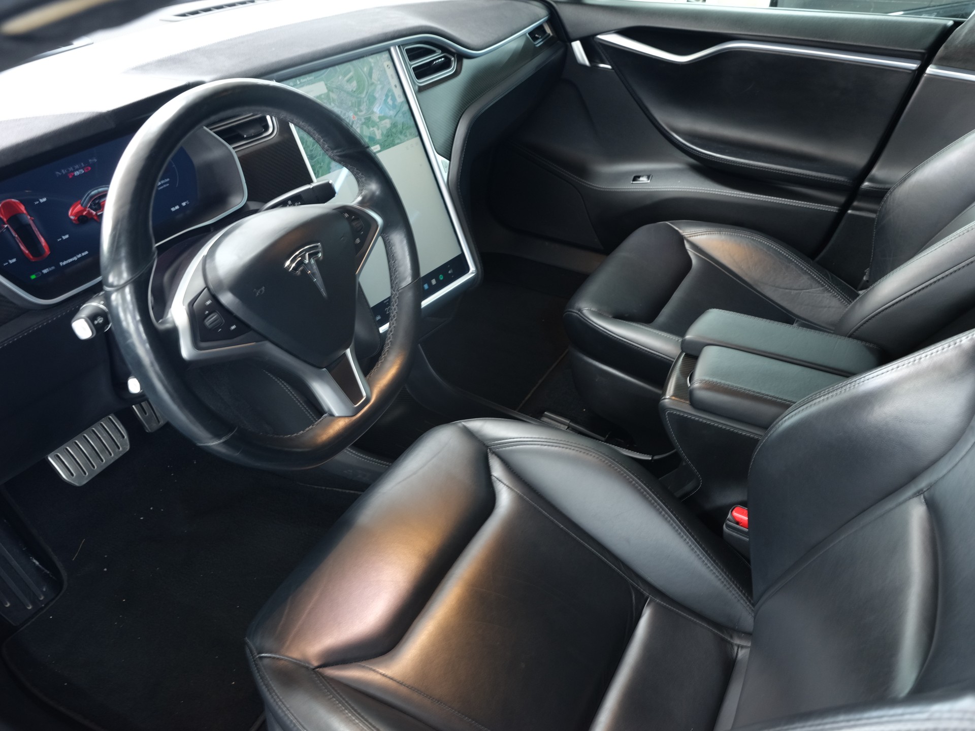 TESLA Model S 85 D Performance *BBS Felgen* *Head Up Display*-image-19