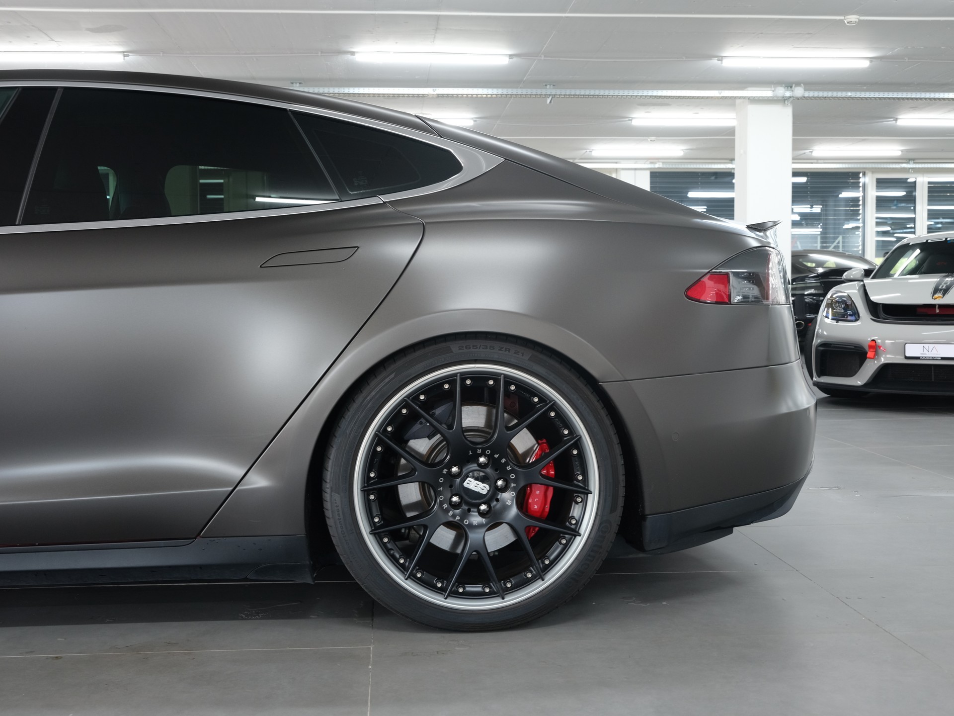 TESLA Model S 85 D Performance *BBS Felgen* *Head Up Display*-image-12