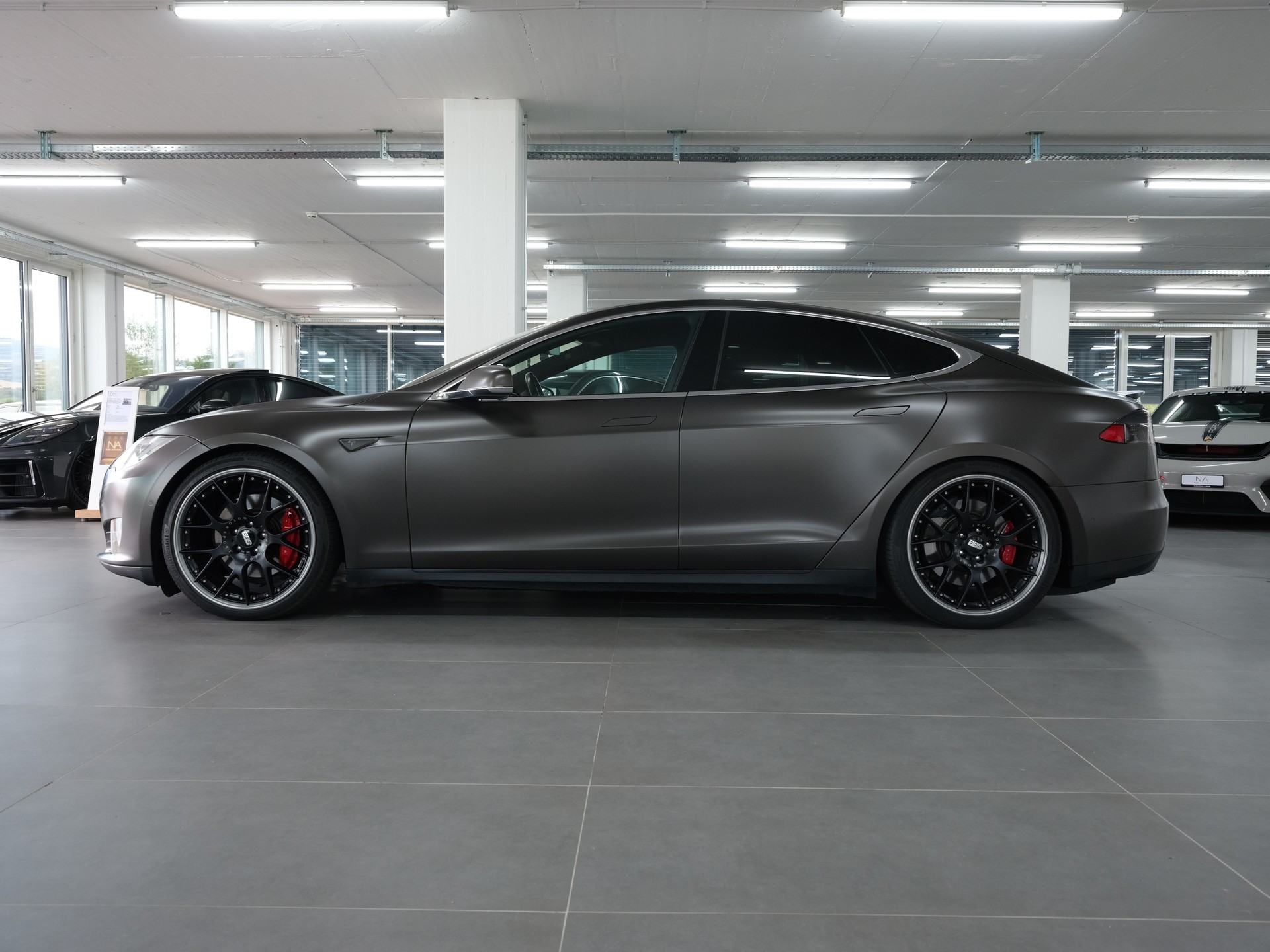 TESLA Model S 85 D Performance *BBS Felgen* *Head Up Display*-image-6