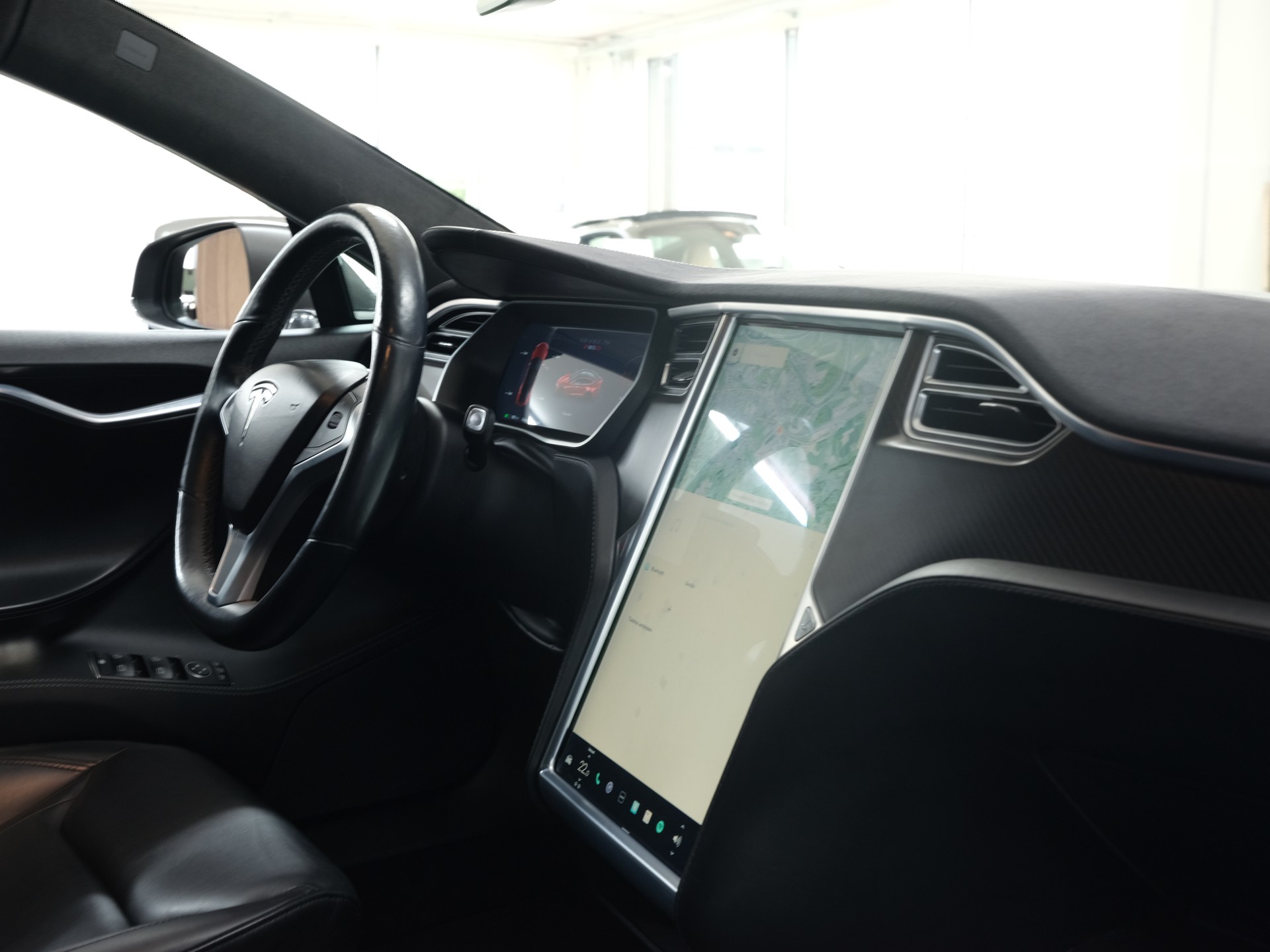 TESLA Model S 85 D Performance *BBS Felgen* *Head Up Display*-image-31