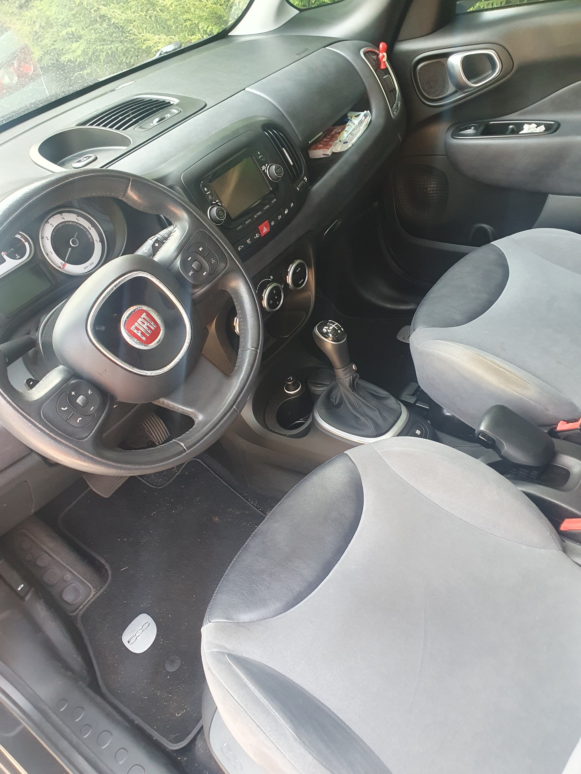 FIAT 500L 1.3 JTD Trekking Dualogic-image-2