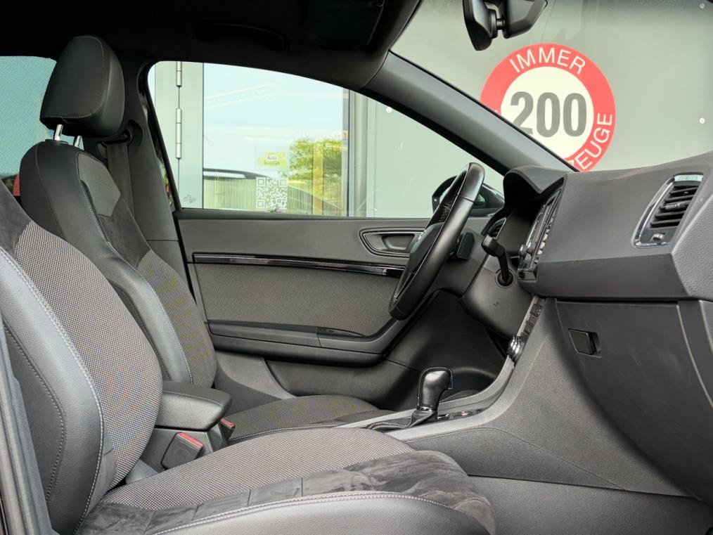 SEAT Ateca 2.0 TDI CR Xcellence 4Drive DSG-image-9