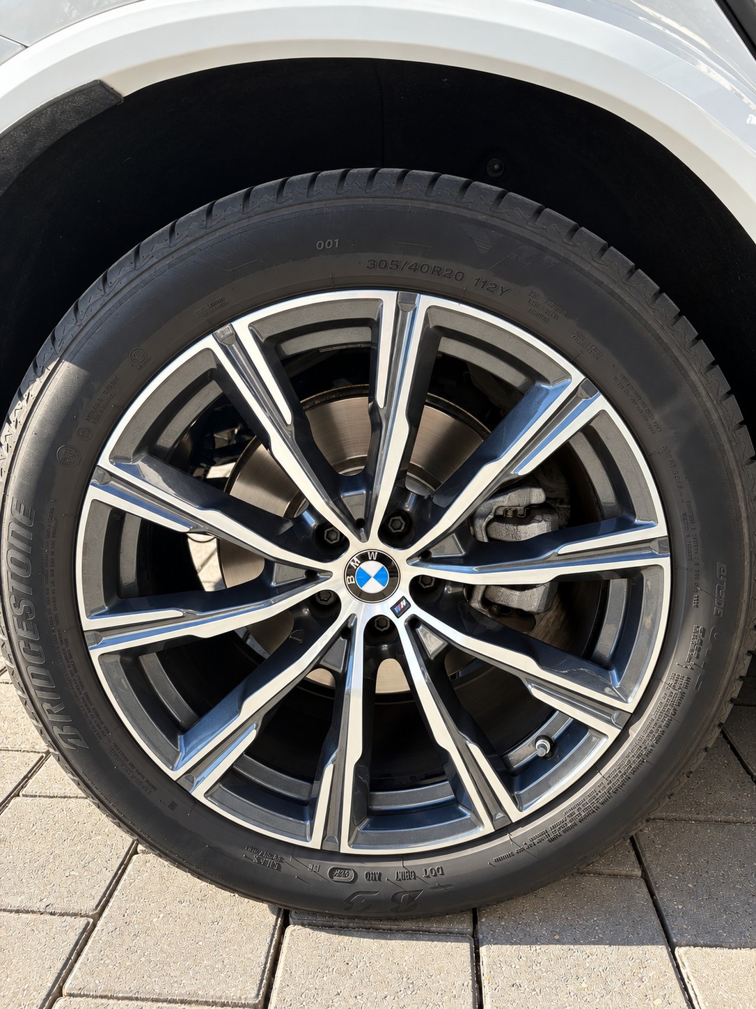 BMW 30d xDrive SAG-image-5