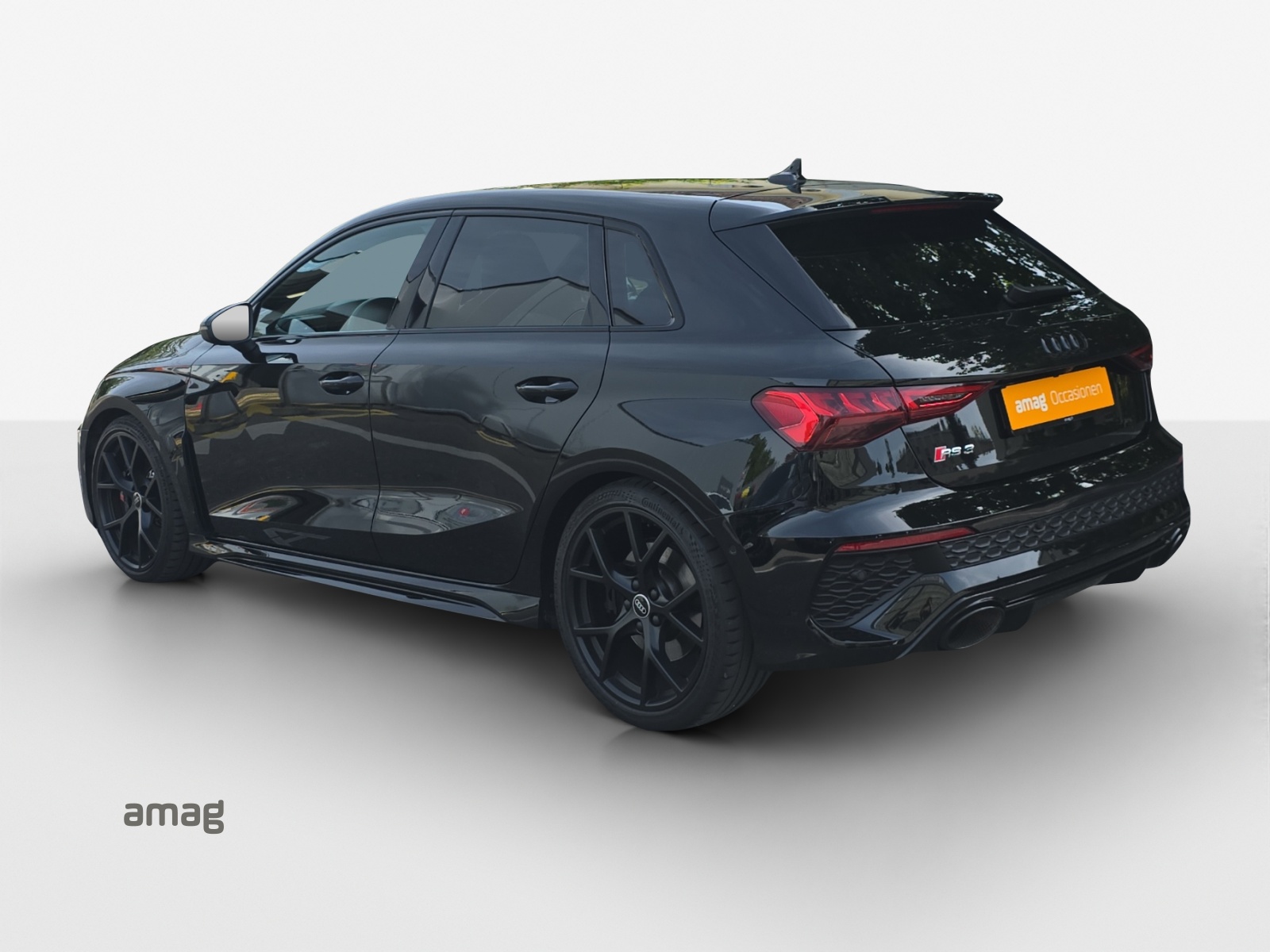 AUDI RS3 Sportback 2.5 TSI quattro S-tronic-image-2
