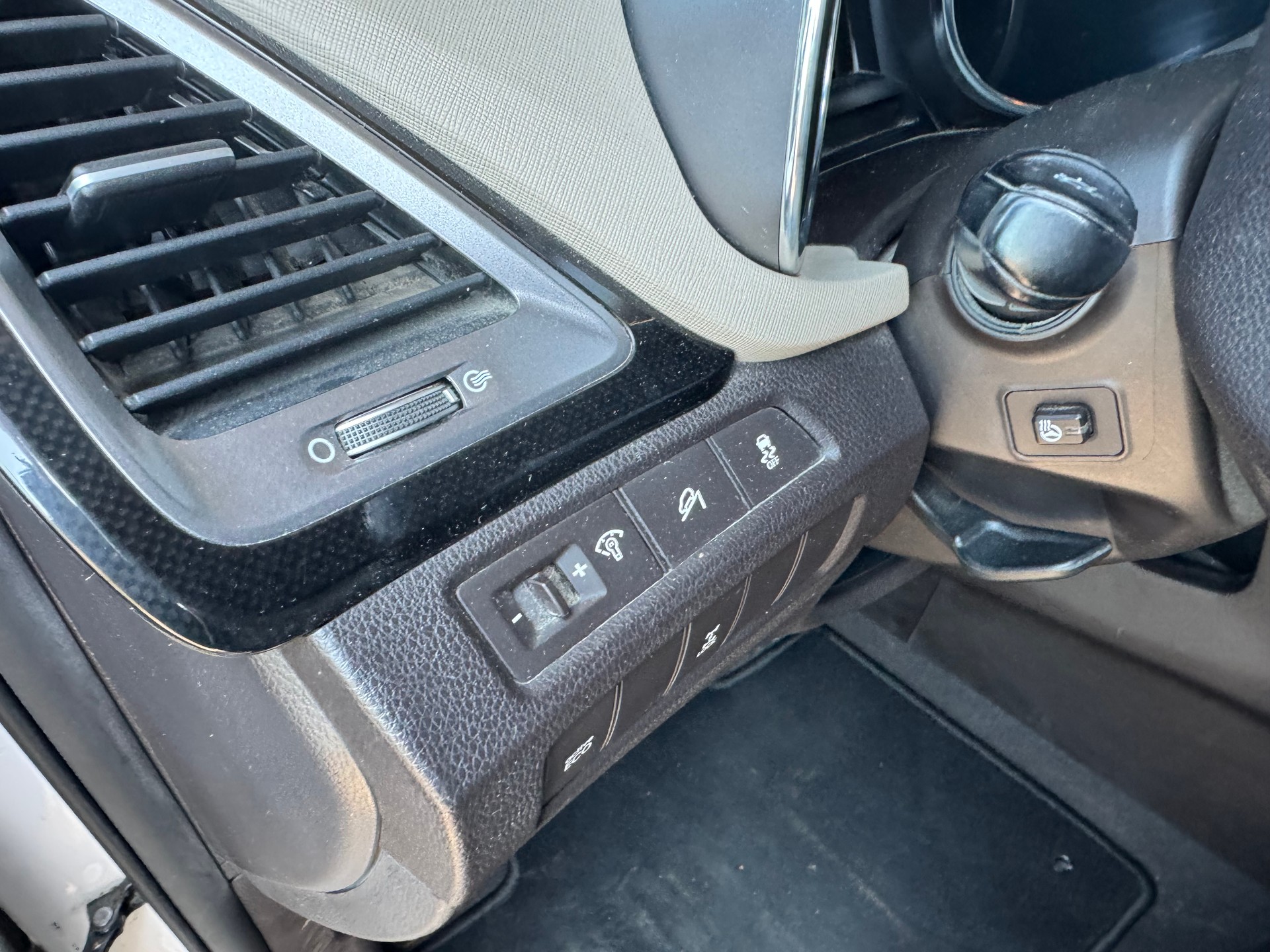 HYUNDAI Santa Fe 2.2 CRDI Premium 4WD Automatic-image-17