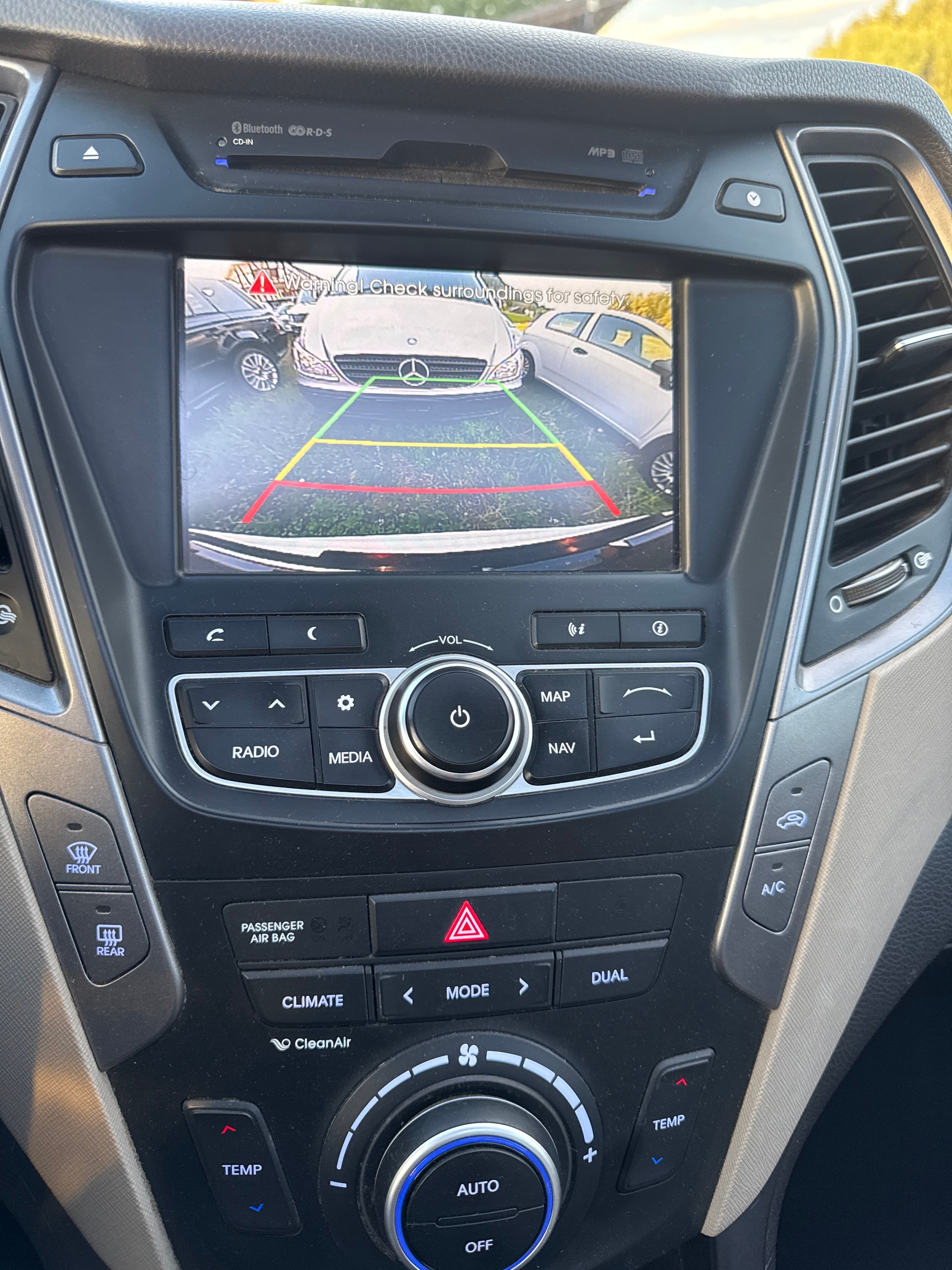 HYUNDAI Santa Fe 2.2 CRDI Premium 4WD Automatic-image-31