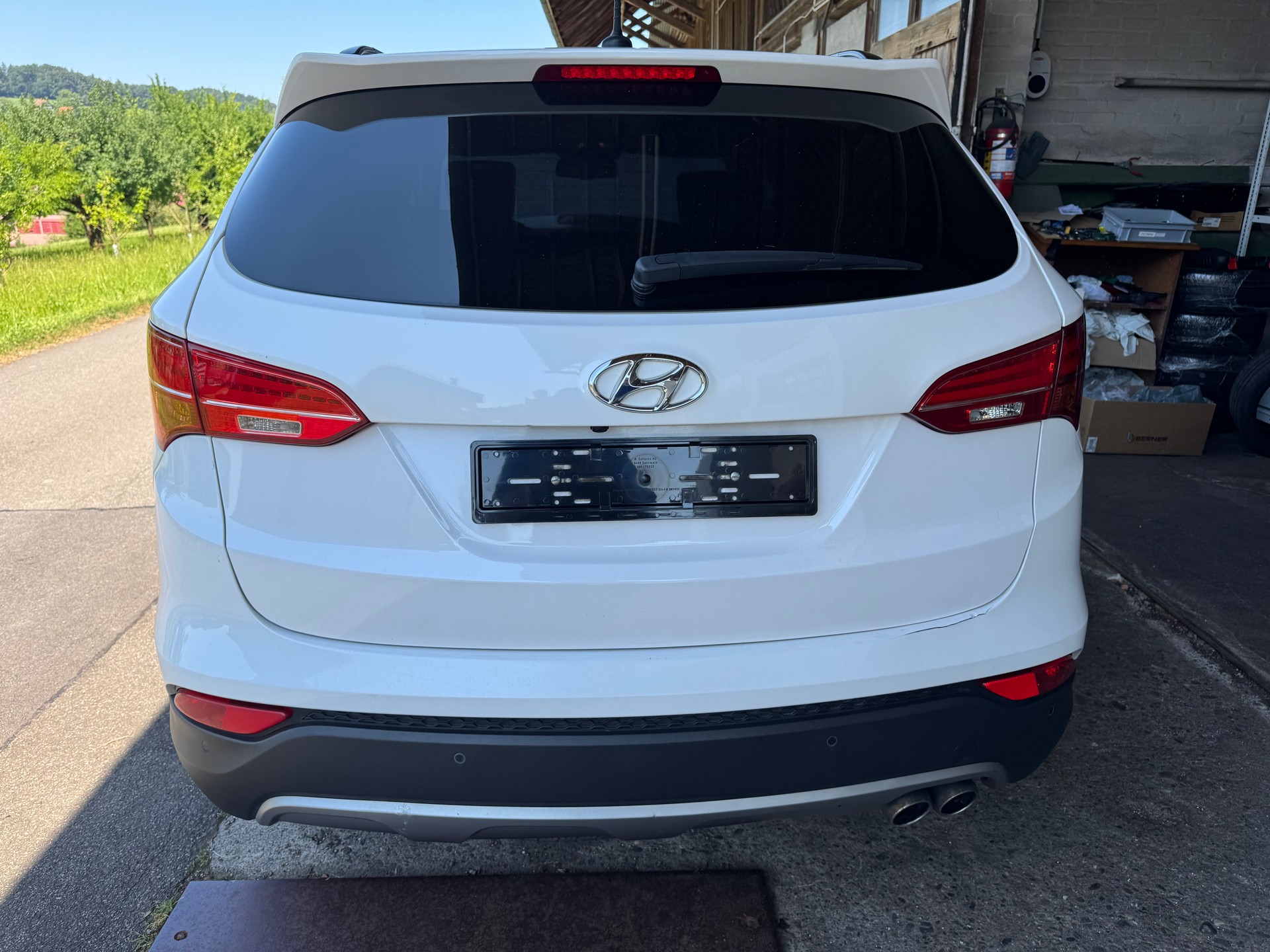 HYUNDAI Santa Fe 2.2 CRDI Premium 4WD Automatic-image-6