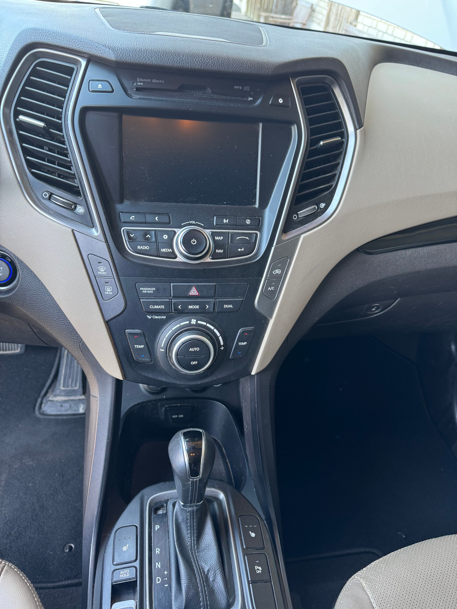 HYUNDAI Santa Fe 2.2 CRDI Premium 4WD Automatic-image-18