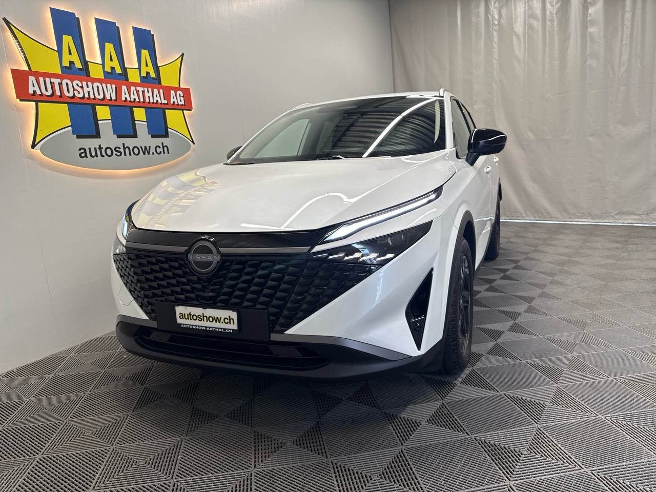 NISSAN Qashqai 1.3 DIG-T MHEV N-Connecta Xtronic 4x4-image-14