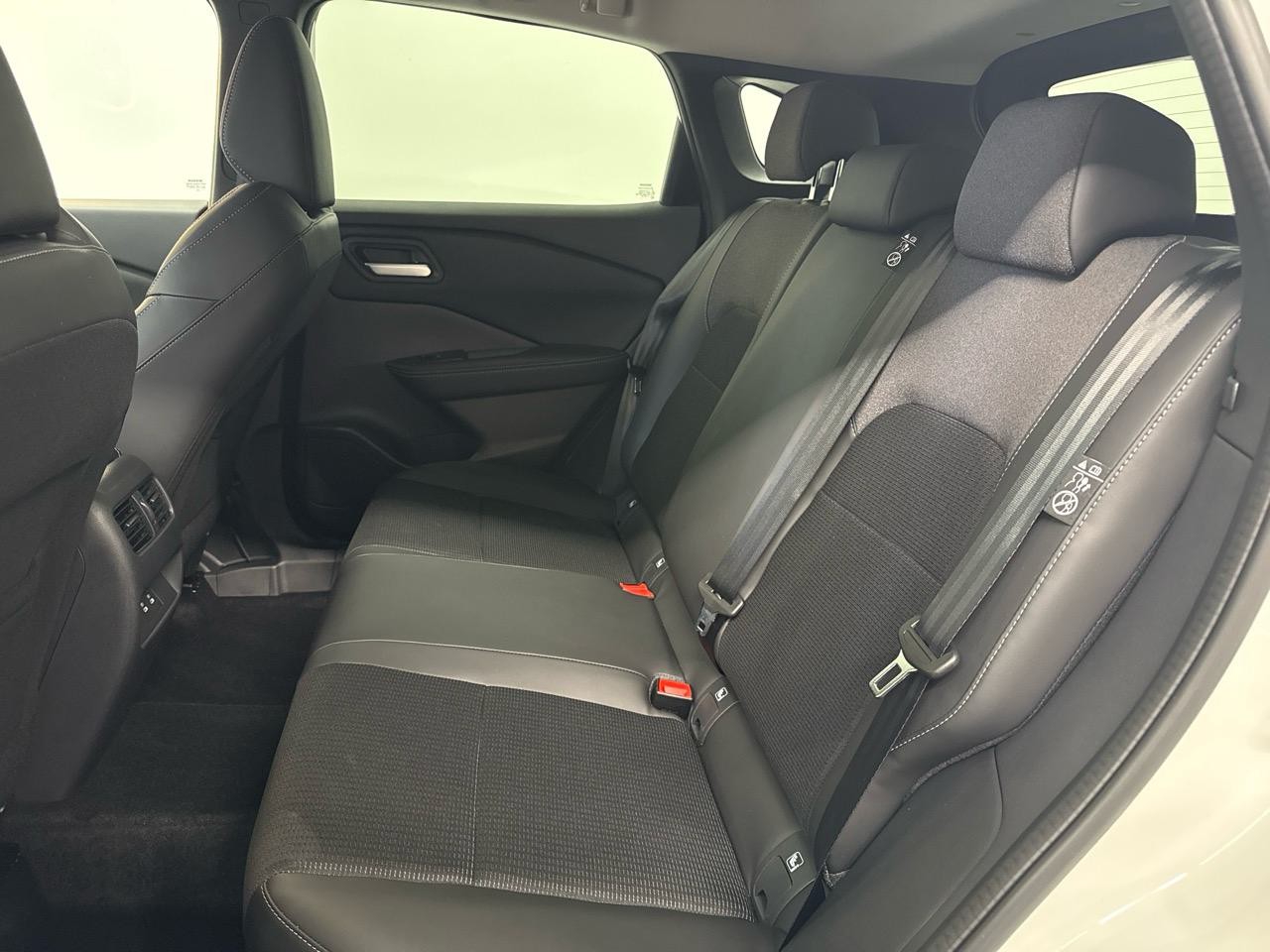 NISSAN Qashqai 1.3 DIG-T MHEV N-Connecta Xtronic 4x4-image-11