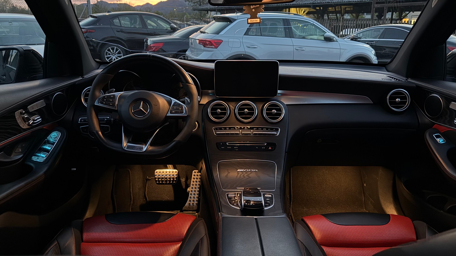 MERCEDES-BENZ GLC 63 S AMG 4Matic+ 9G-Tronic-image-8