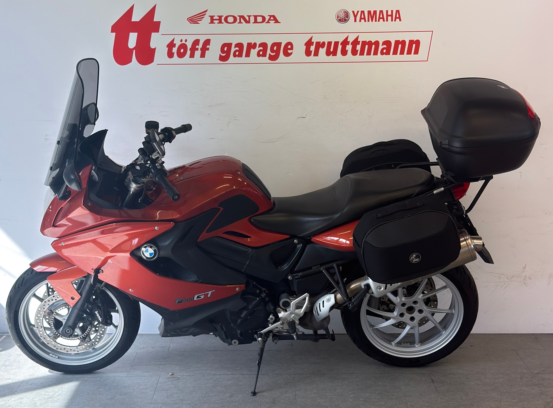 BMW F 800 GT-showroom-element-1