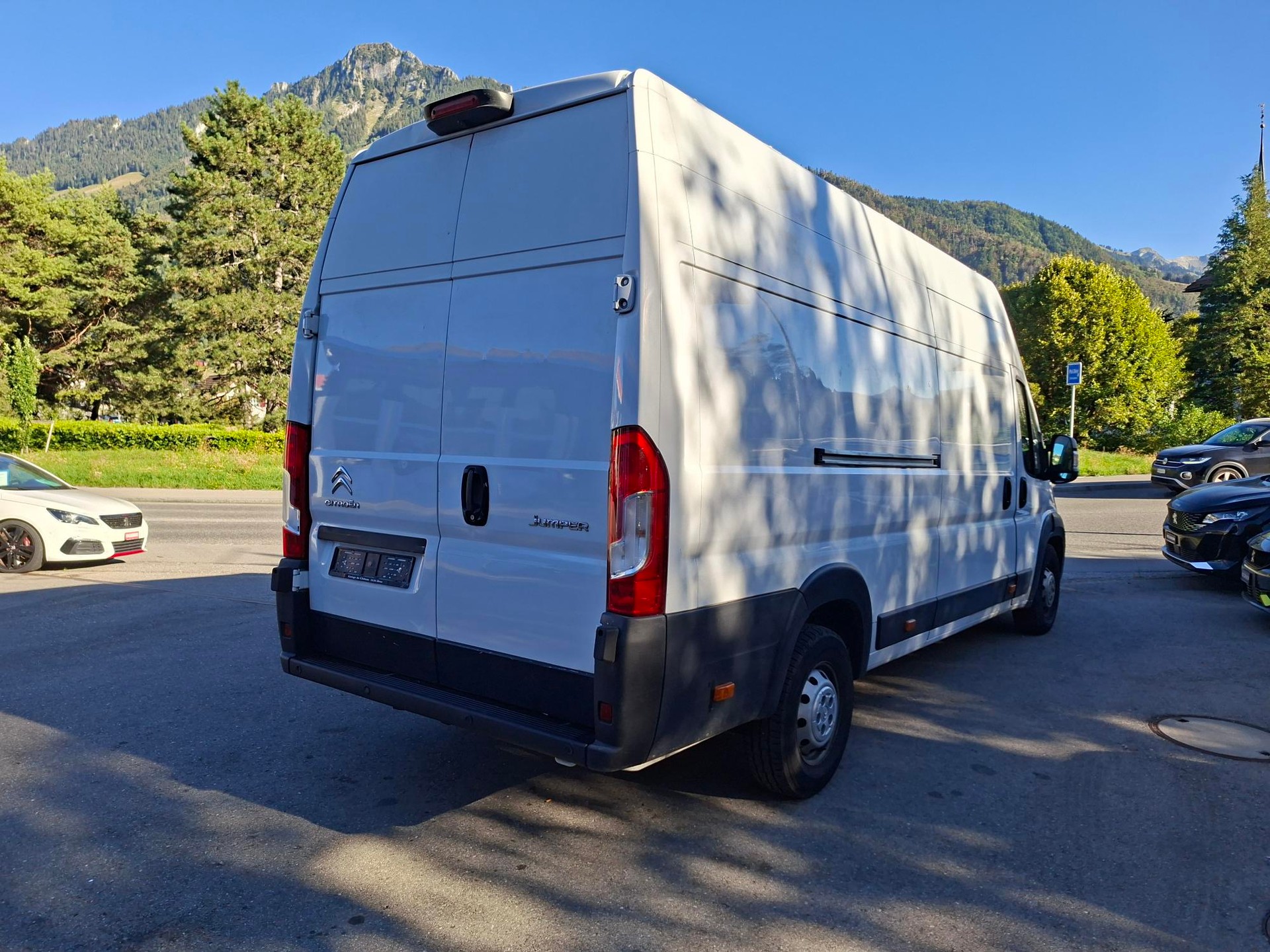 CITROEN Jumper 35 2.2 BlueHDi 165 Club L3H3-image-4