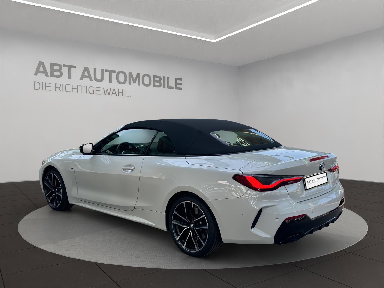 BMW M440i xDrive Cabrio-image-3