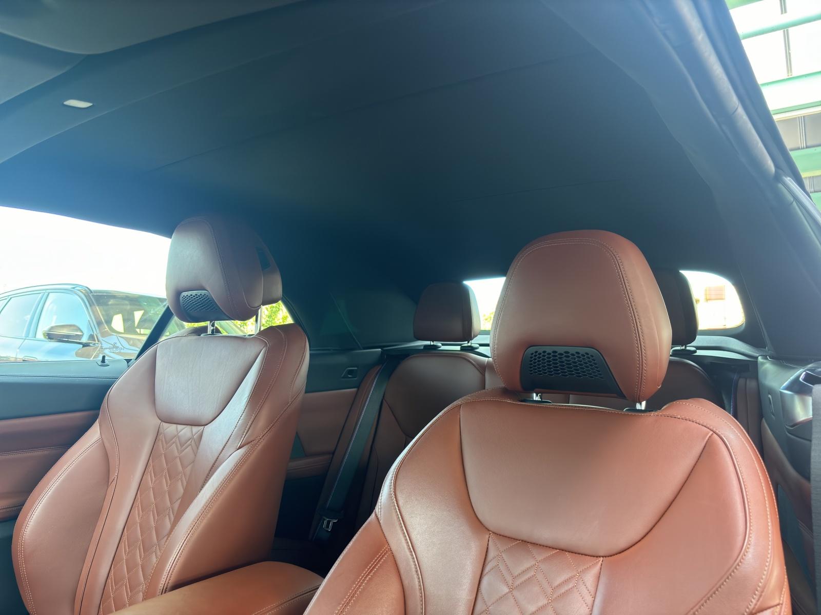 BMW M440i xDrive Cabrio-image-17