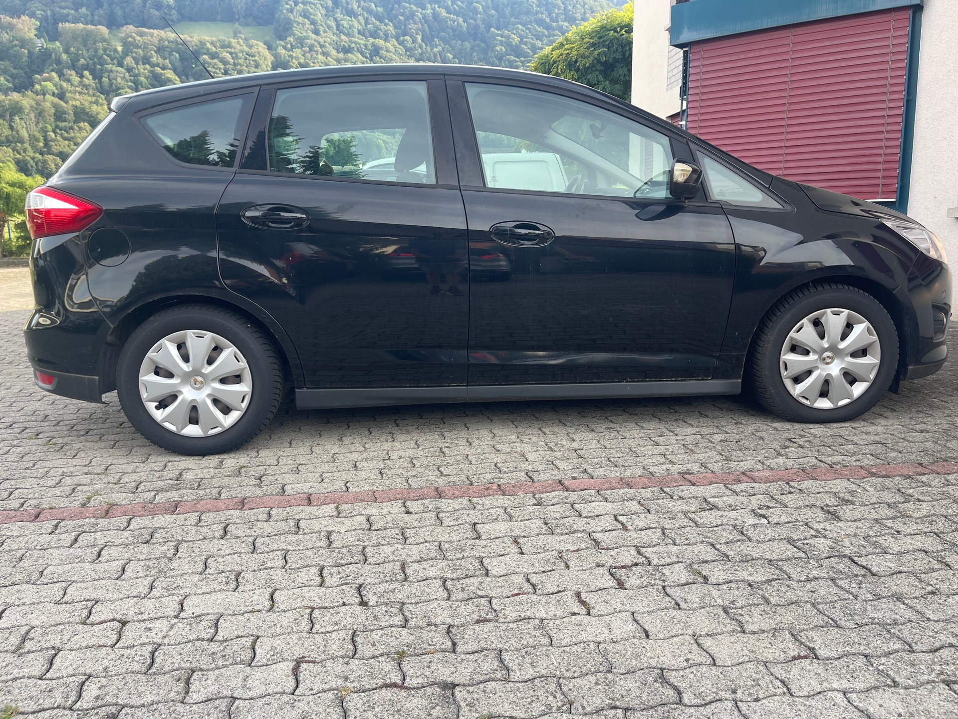 FORD C-Max 2.0 TDCi Carving PowerShift-image-1