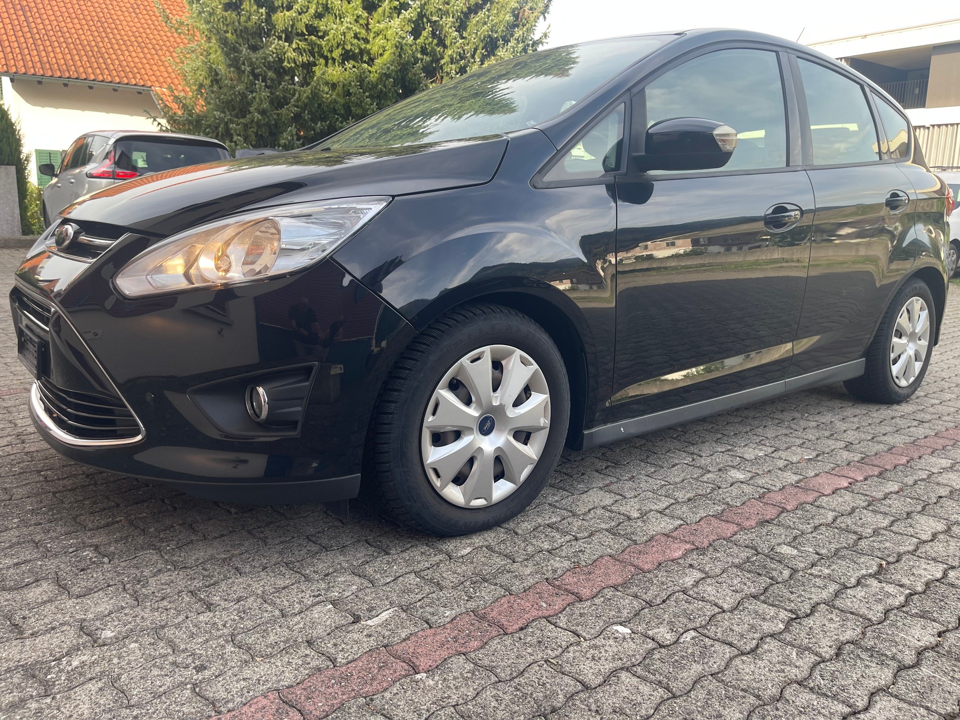 FORD C-Max 2.0 TDCi Carving PowerShift-image-3
