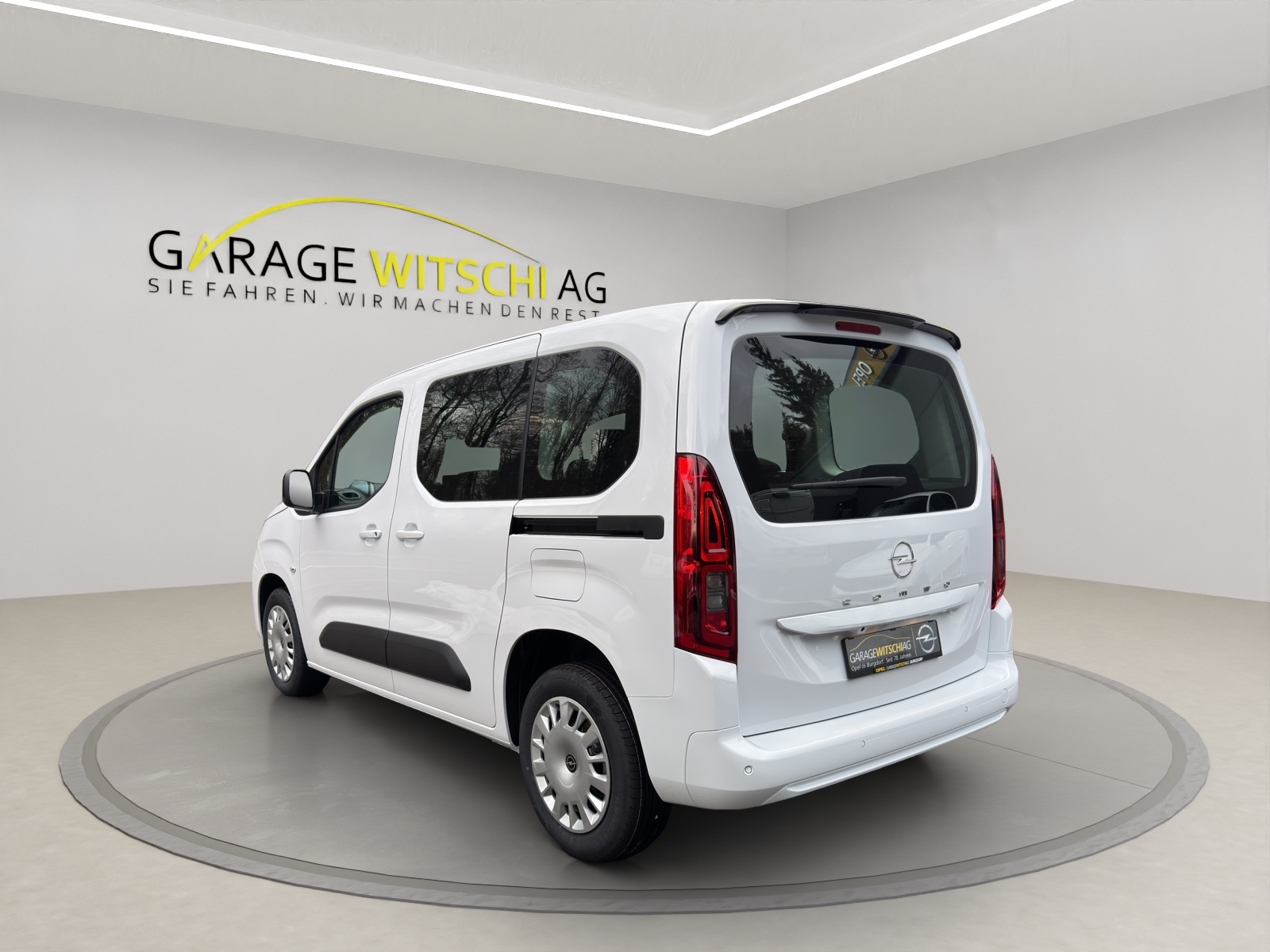 OPEL Combo 1.2 Turbo S/S-image-6