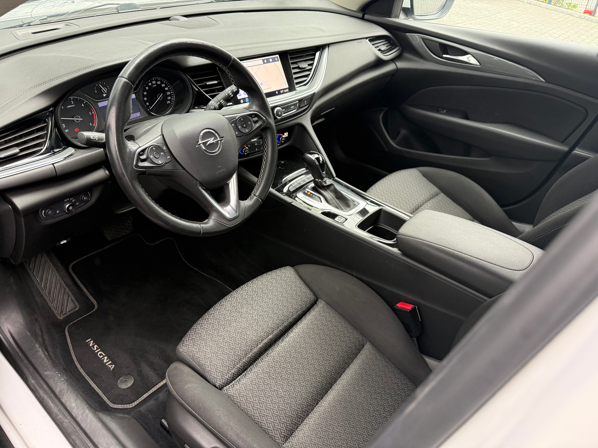 OPEL Insignia 1.6 CDTI Grand Sport Edition Automatic-image-10