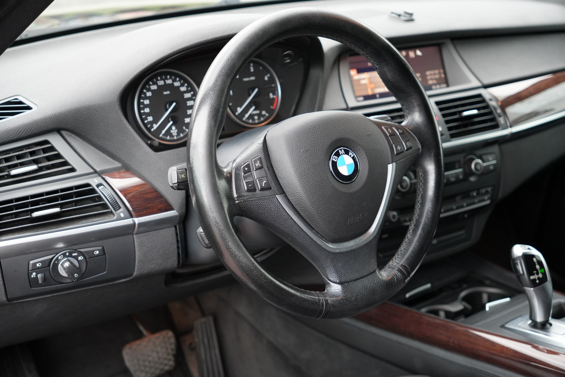 BMW X5 xDrive 35d (3.0sd) Steptronic (CH)-image-10