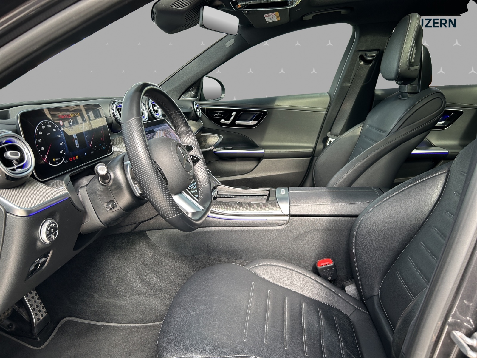 MERCEDES-BENZ C 300 4Matic AMG Line-image-7