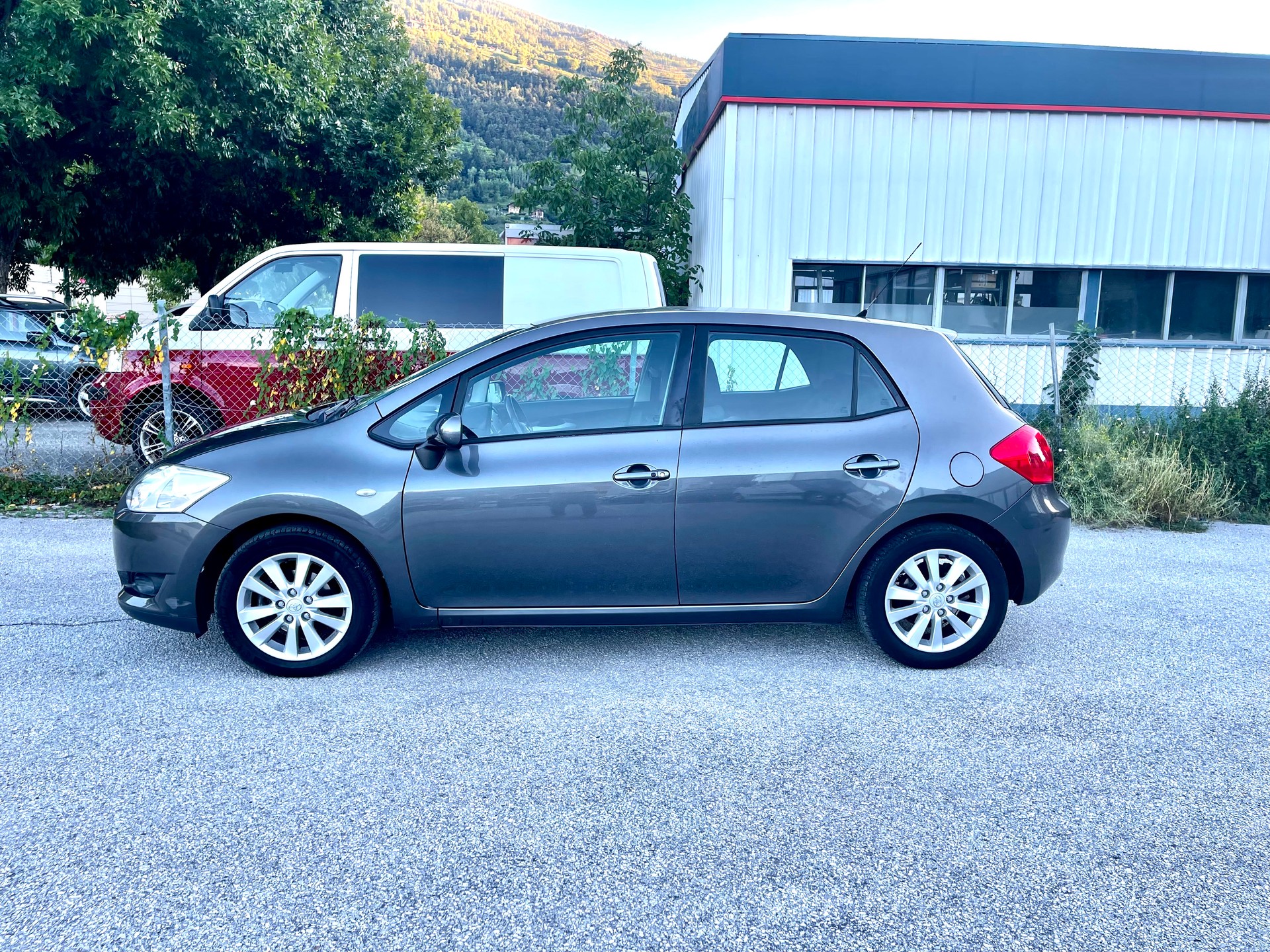 TOYOTA Auris 1.6 Linea Luna-image-4