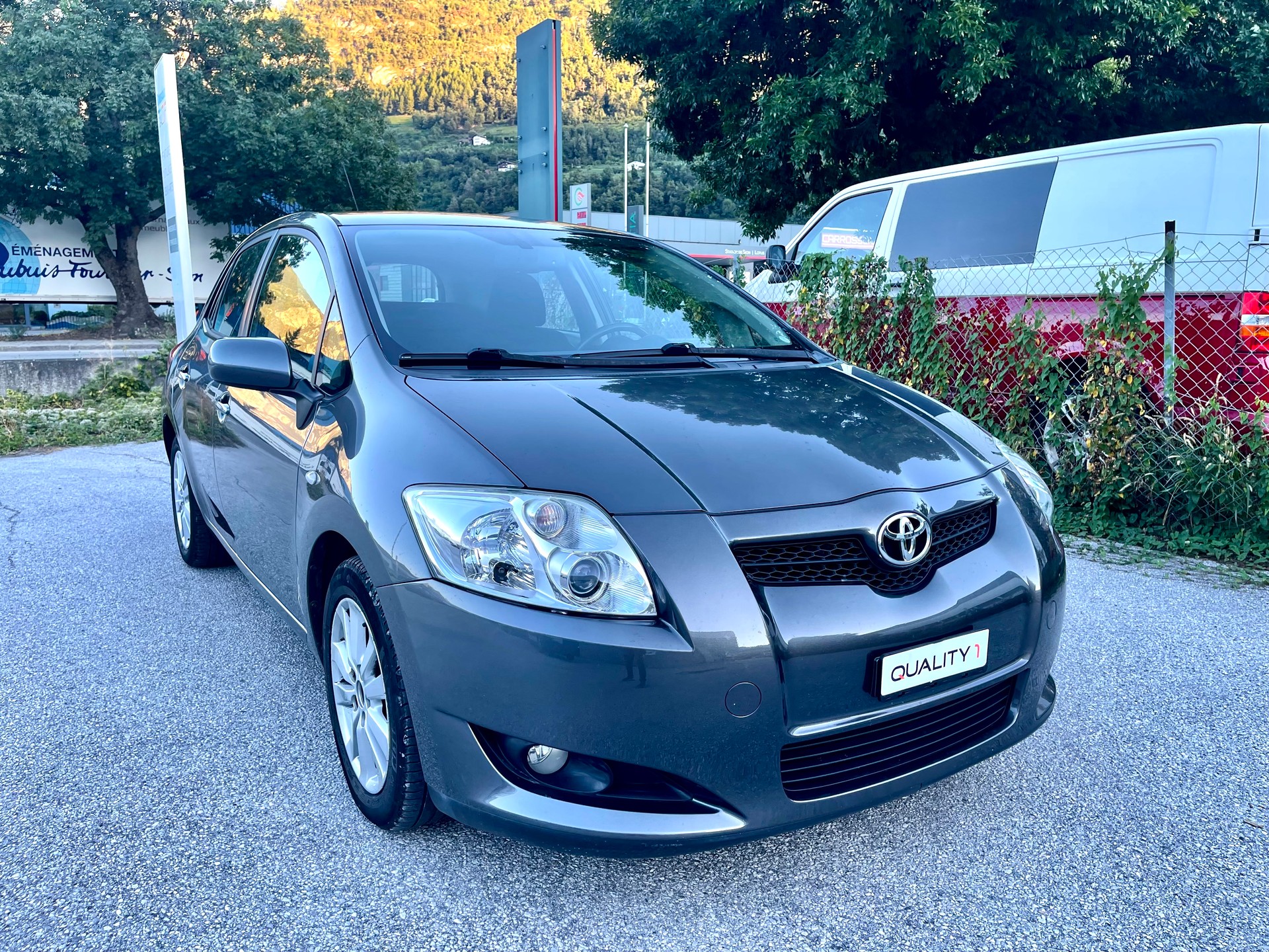 TOYOTA Auris 1.6 Linea Luna-image-25