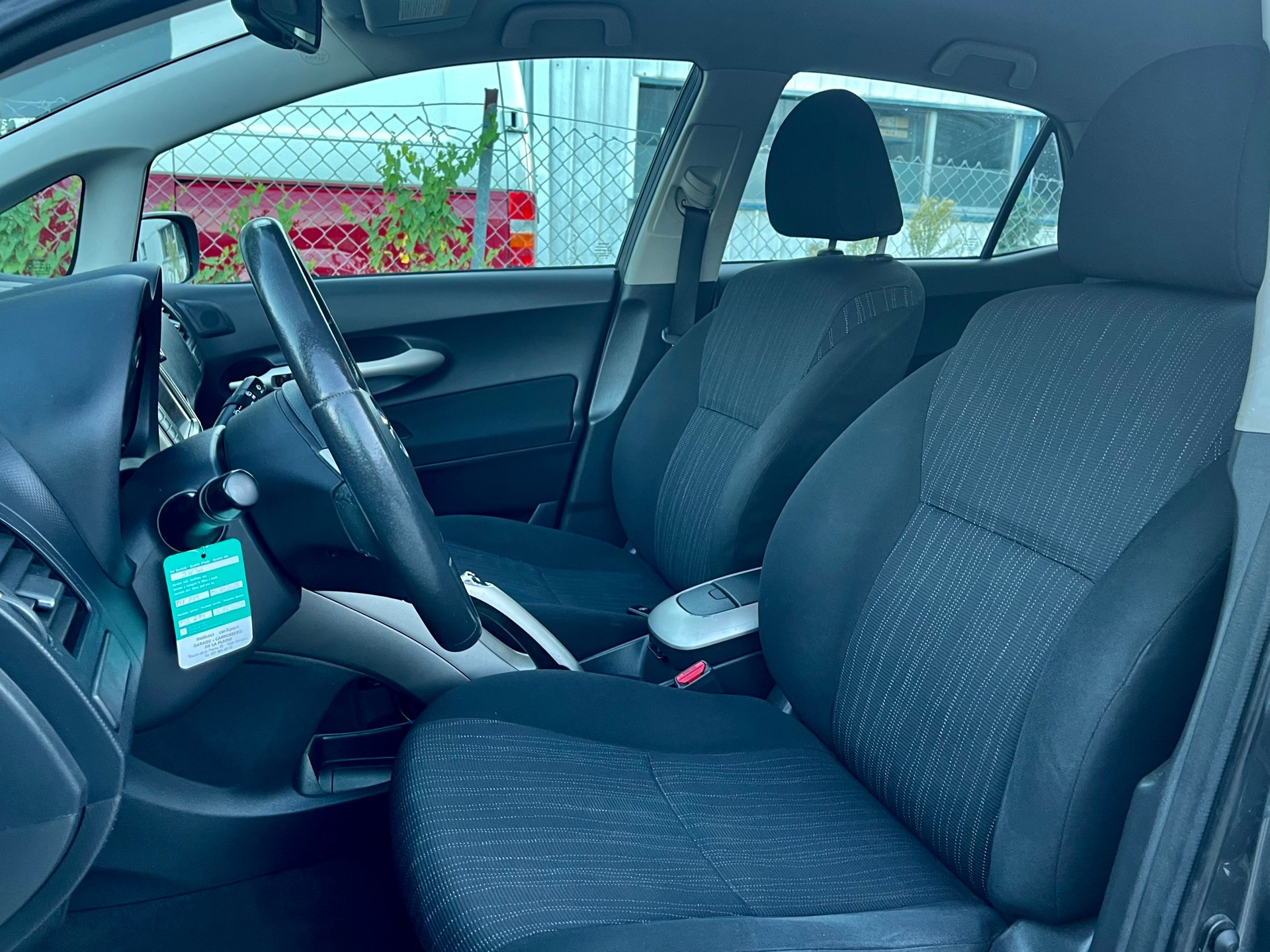 TOYOTA Auris 1.6 Linea Luna-image-22