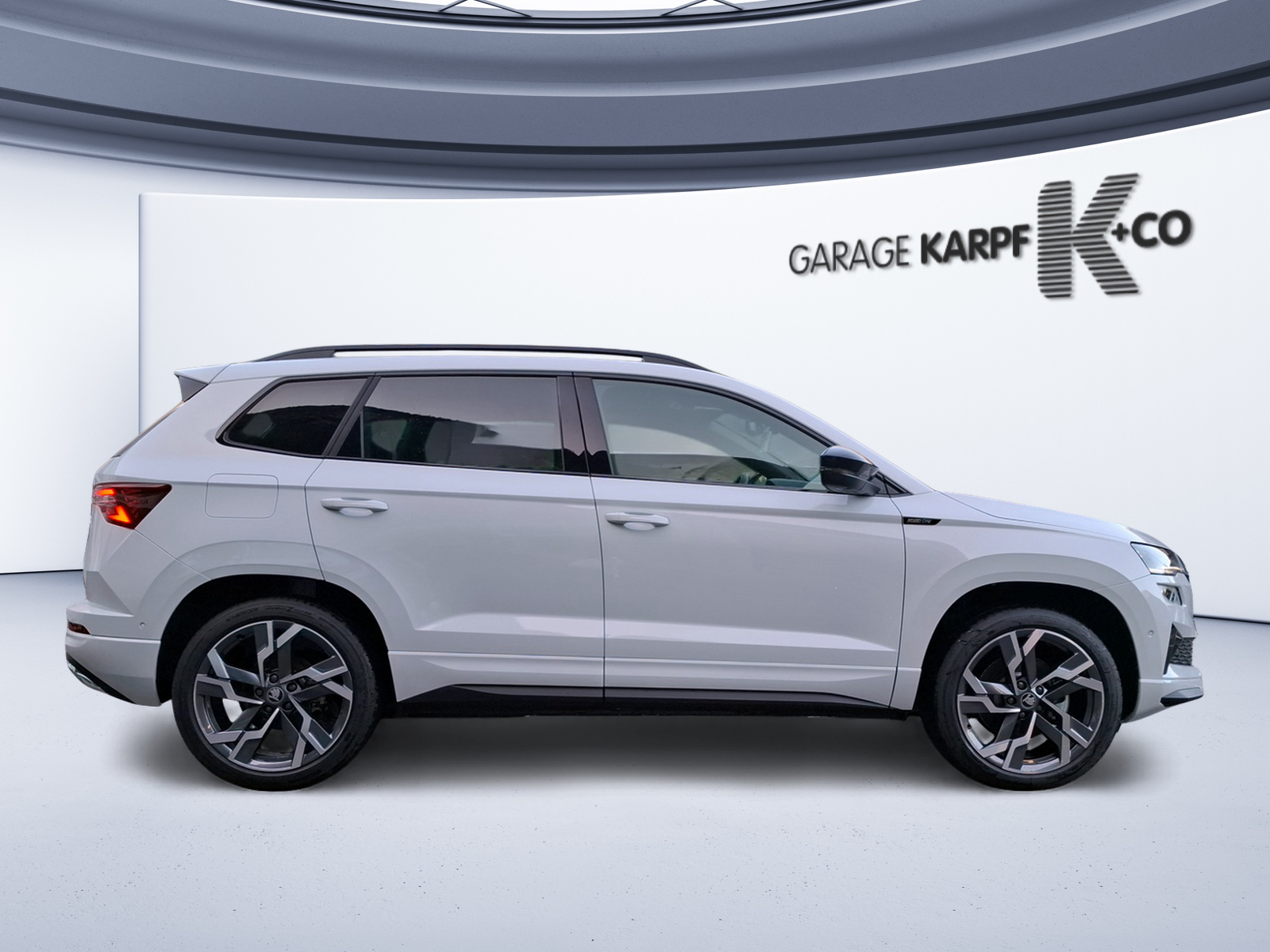 SKODA Karoq 2.0 TSI SportLine 4x4 DSG-image-5