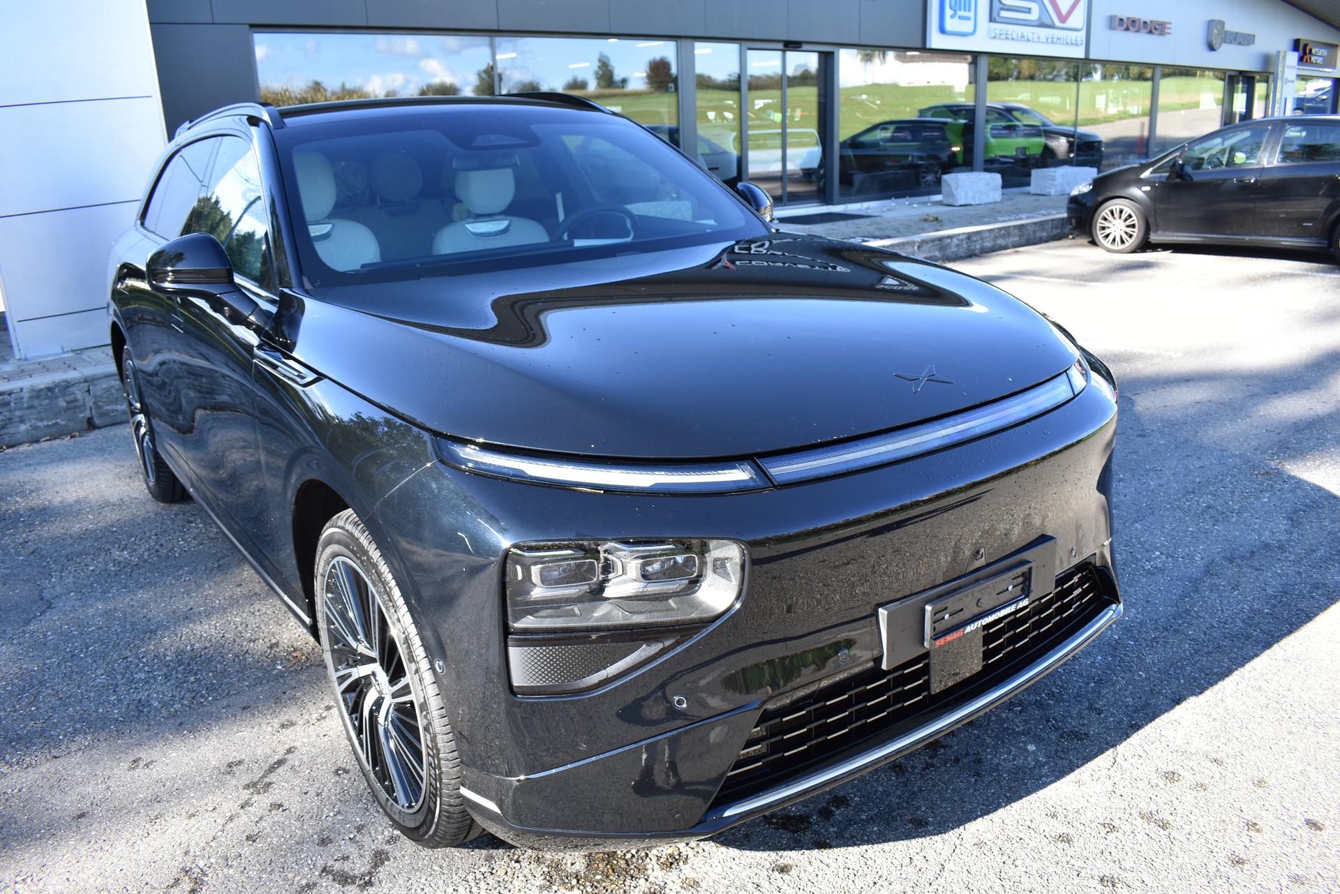 XPENG G9 93kWh Performance AWD-image-3